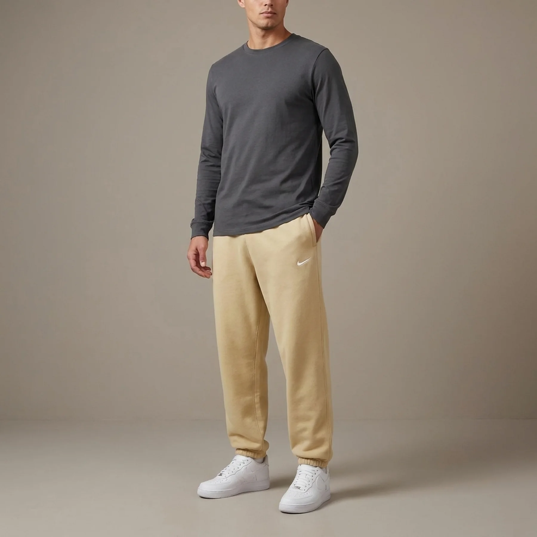 Брюки чоловічі Nike Solo Swoosh Fleece Joggers (DX1364-010)