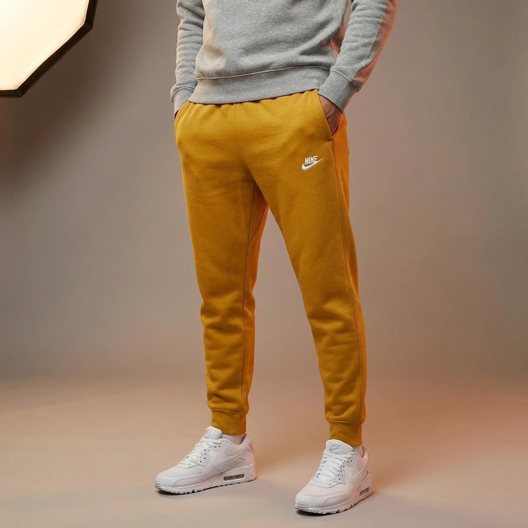Брюки чоловічі Nike Sportswear Club Joggers (BV2679-716)