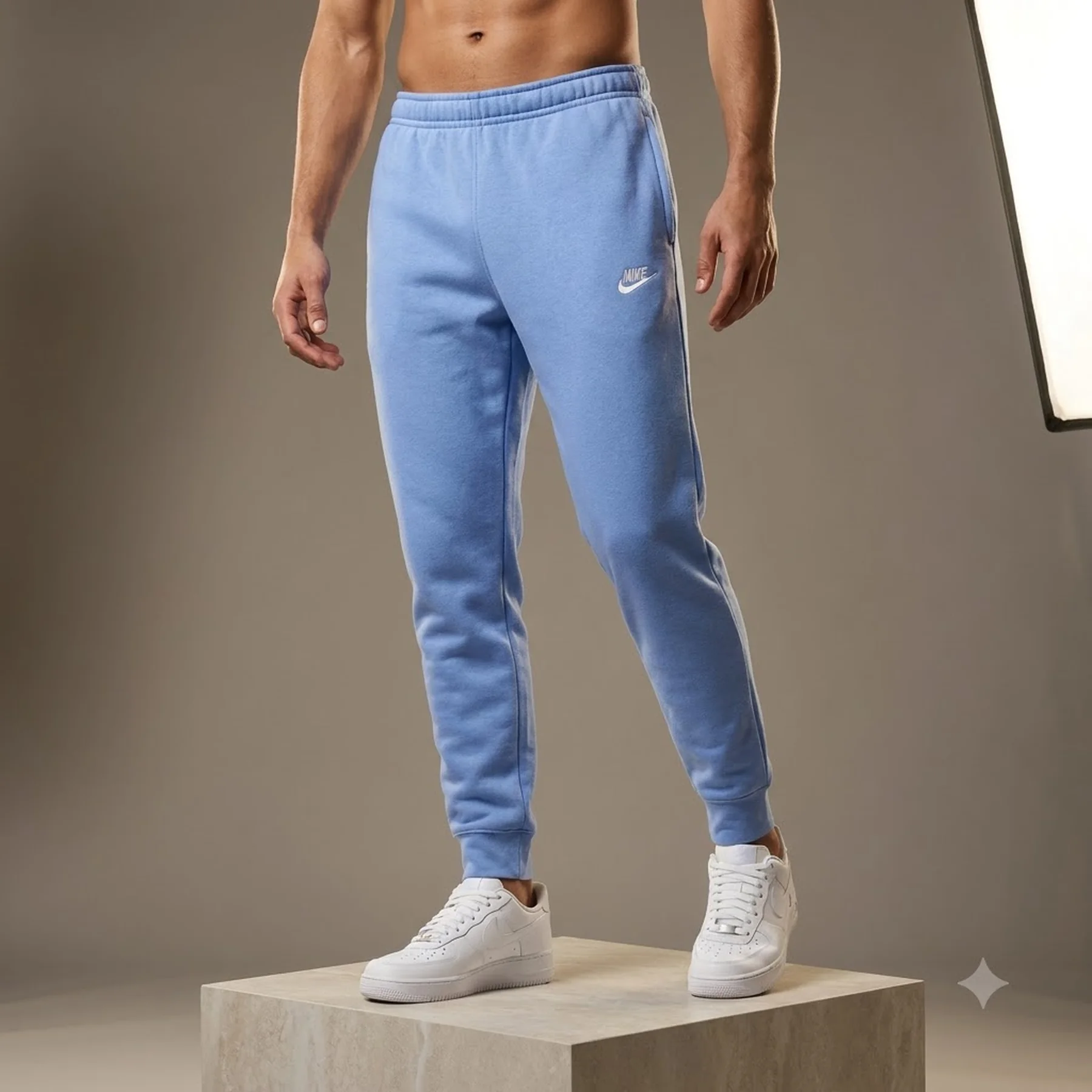 Брюки чоловічі Nike Sportswear Club Joggers Light Blue (BV2679-450)