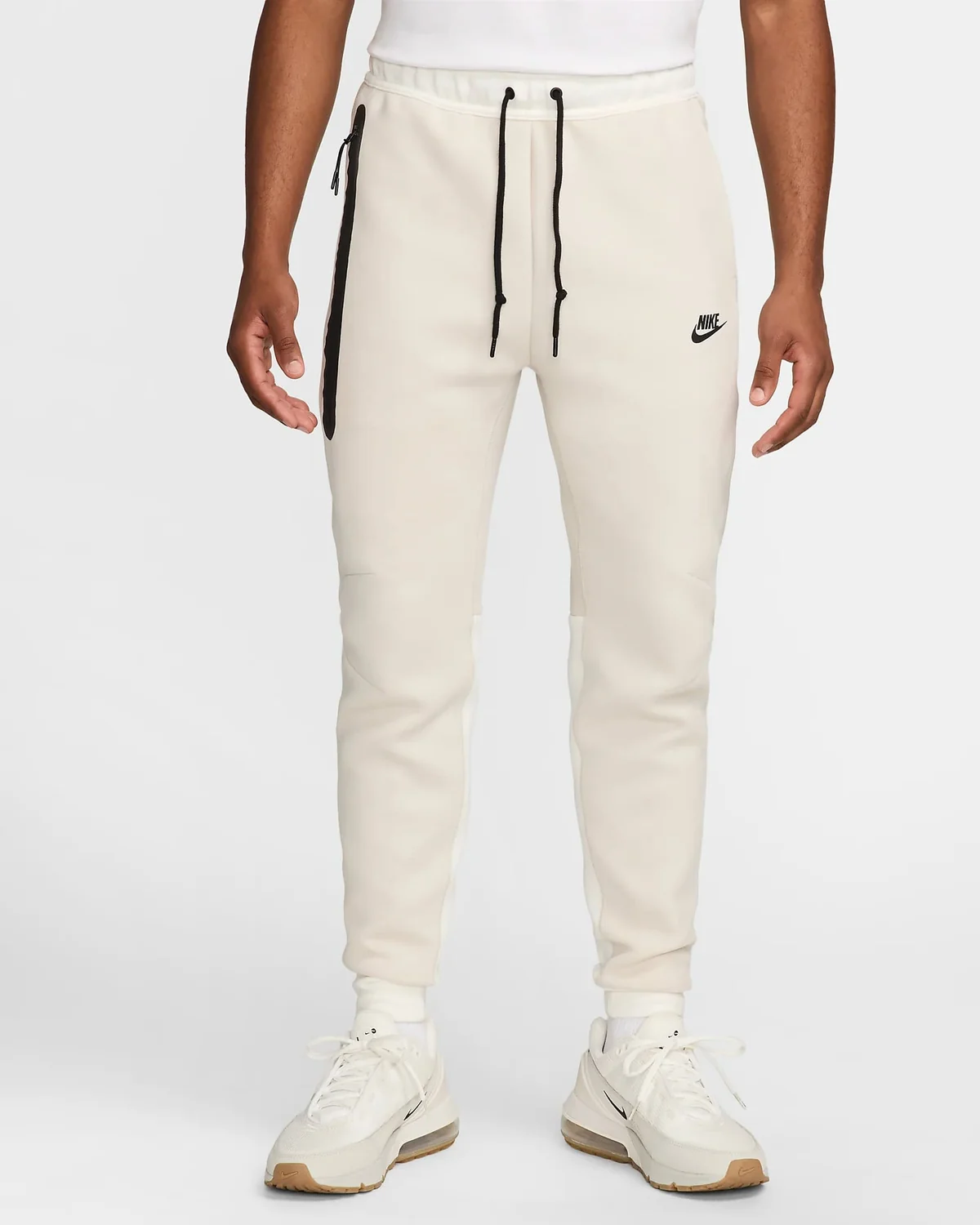 Брюки чоловічі Nike Tech Fleece (FB8002-104) — Одяг
