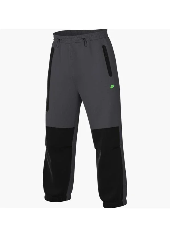 Брюки чоловічі Nike Tech Woven Black/Grey (HM7158-060)