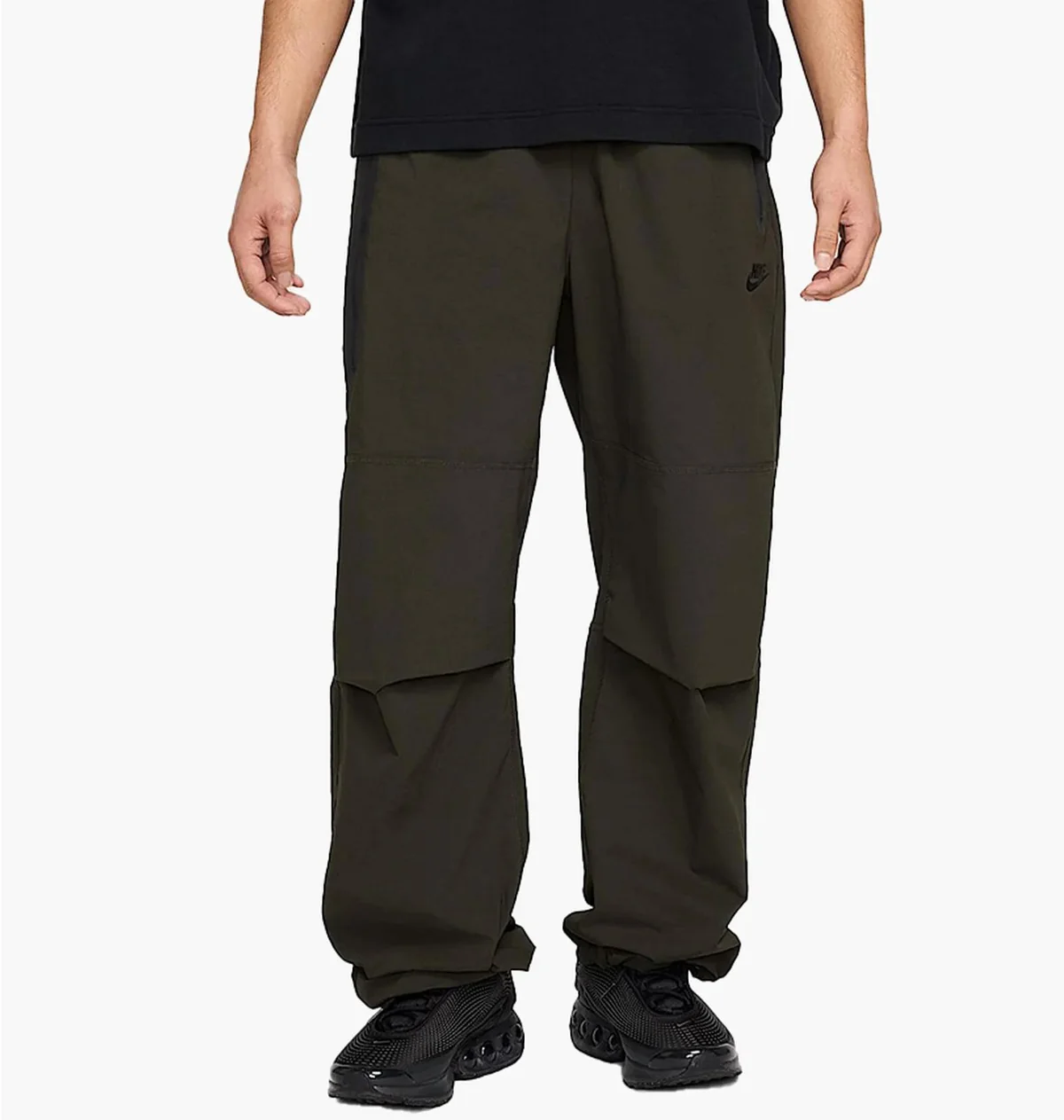 Брюки чоловічі Nike Tech Woven Oversized Trousers (HM7158-356)