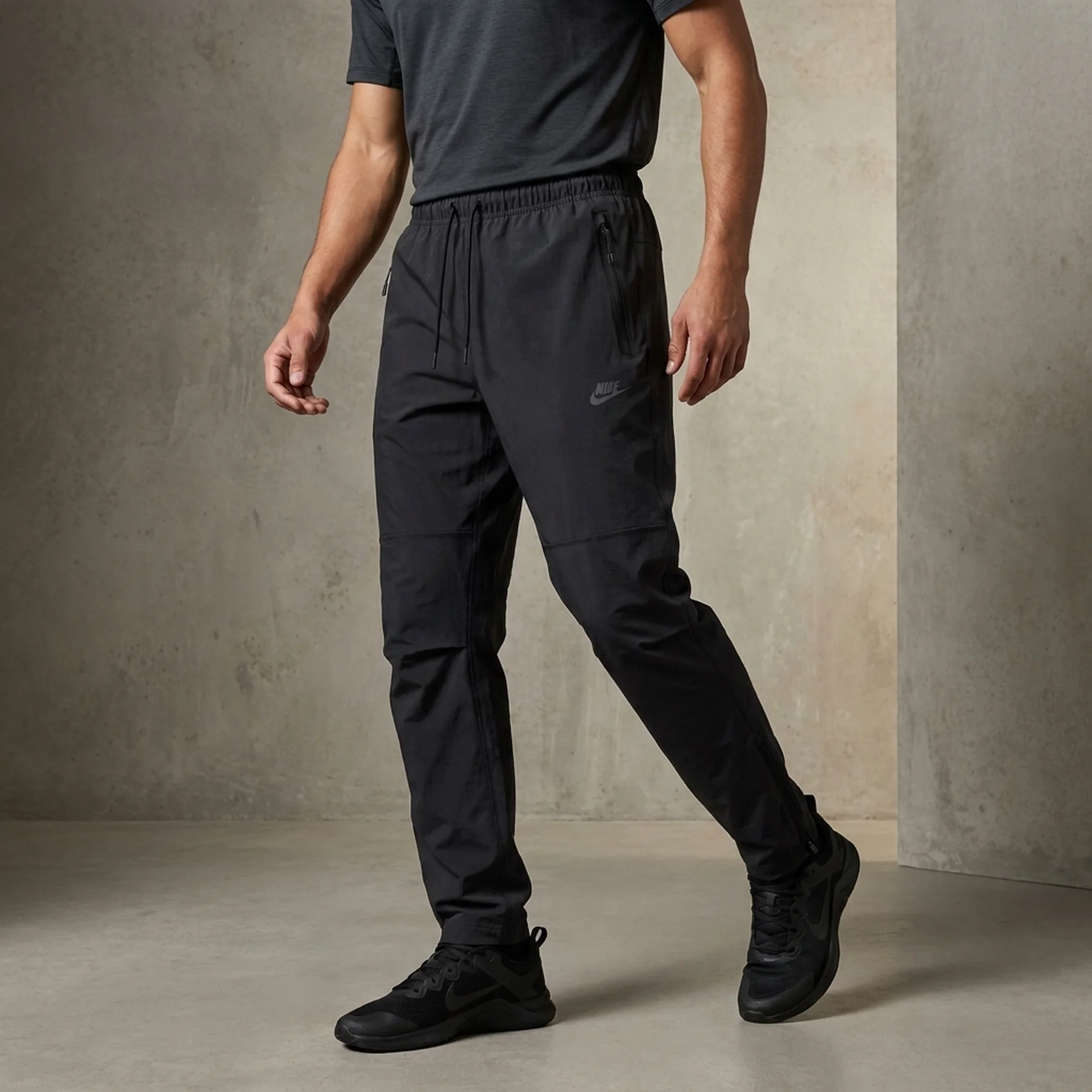 Брюки чоловічі Nike Tech Wvn Oh Black (HM8241-061)