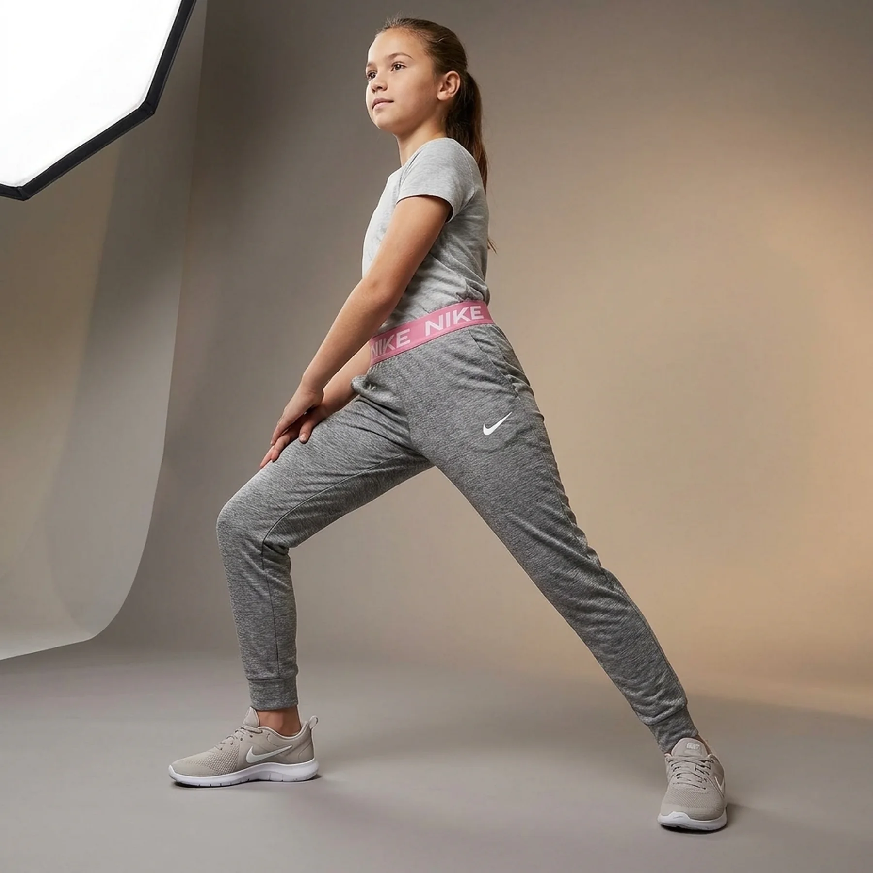 Брюки дитячі Nike G Nk Dry Pant Studio Grey (939525-091)