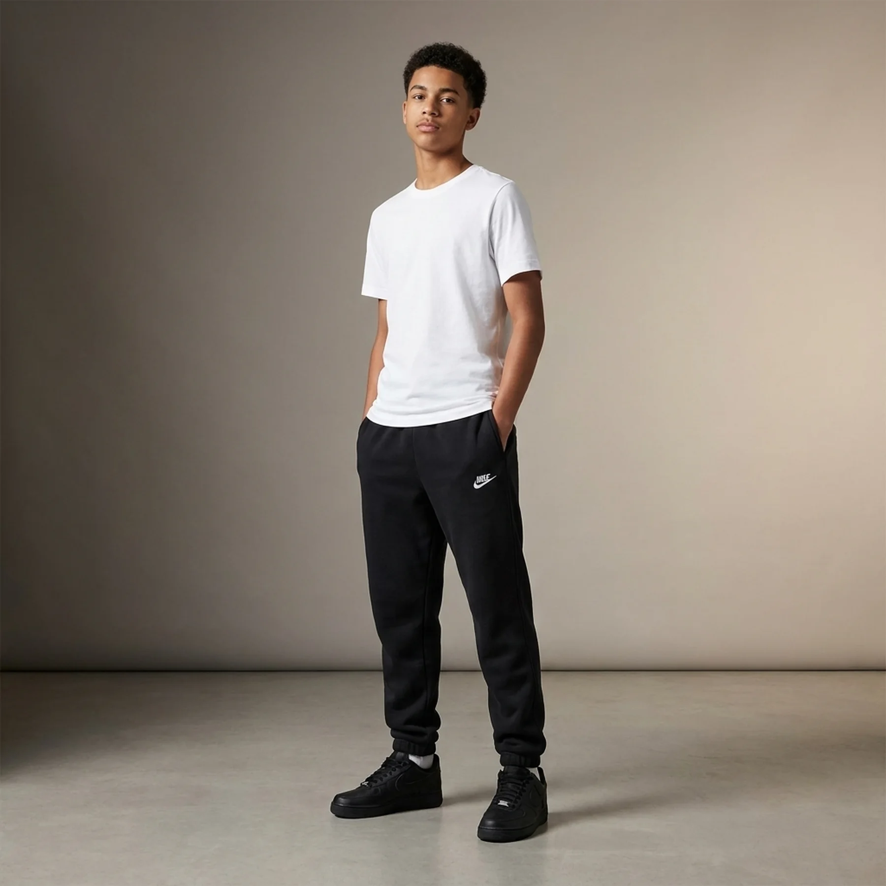 Брюки підліткові Nike Sportswear Club Fleece (FD2933-010)