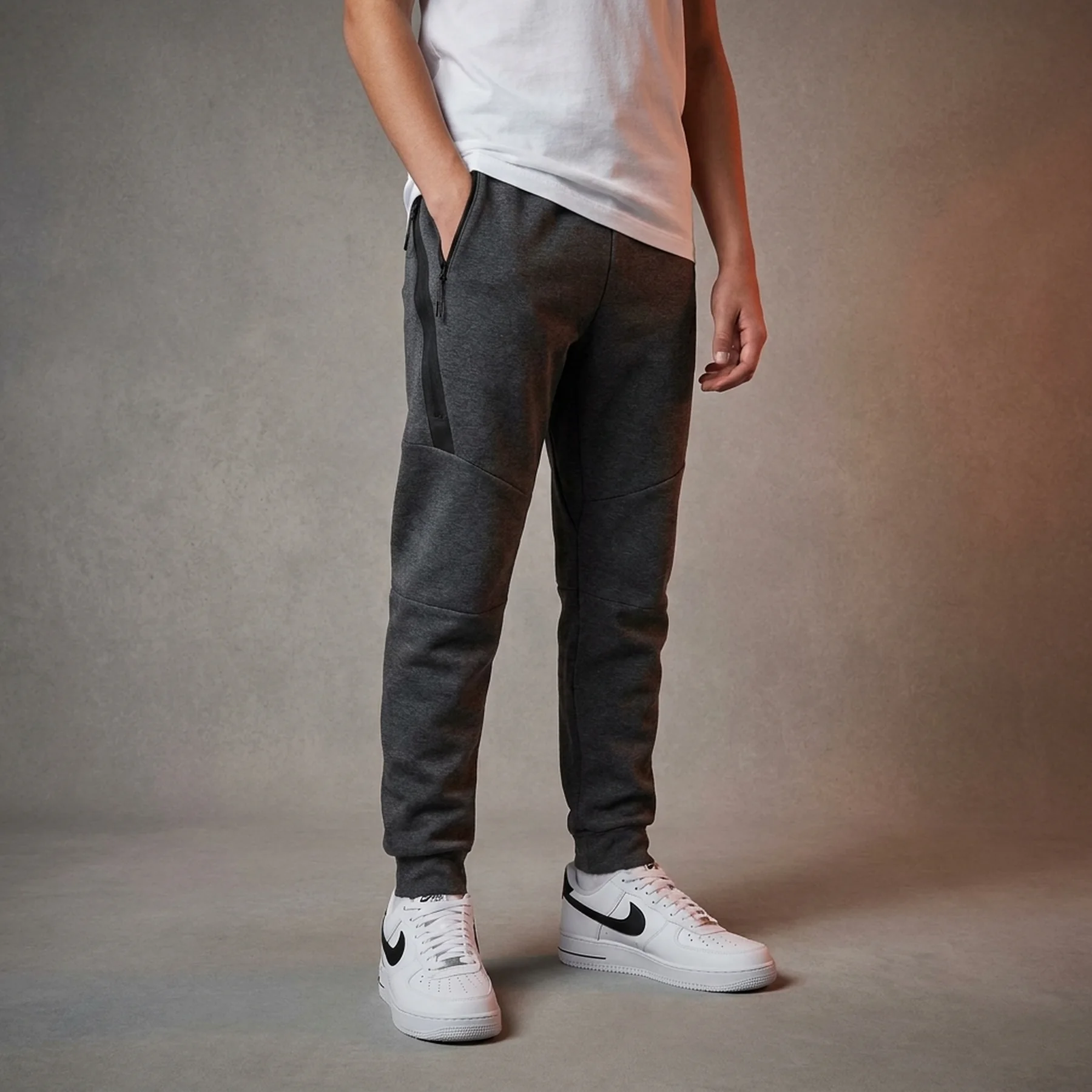Брюки підліткові Nike Sportswear Tech Fleece Tracksuit (FD3287-060)
