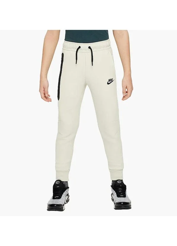 Брюки підліткові Nike Sportswear Tech Fleece Trousers (FD3287-020)