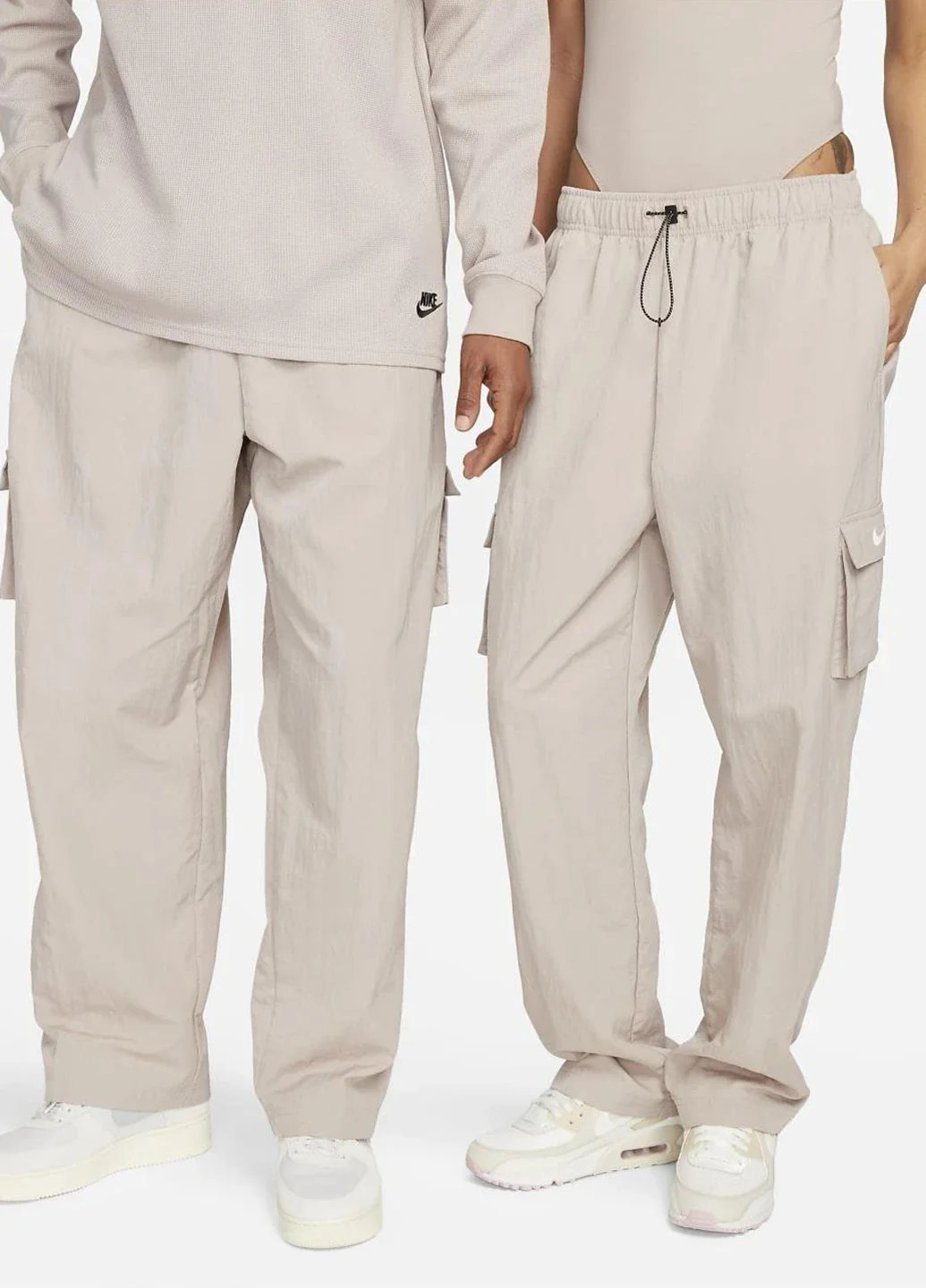 Брюки унісекс Nike Sportswear Essential (DO7209-272)