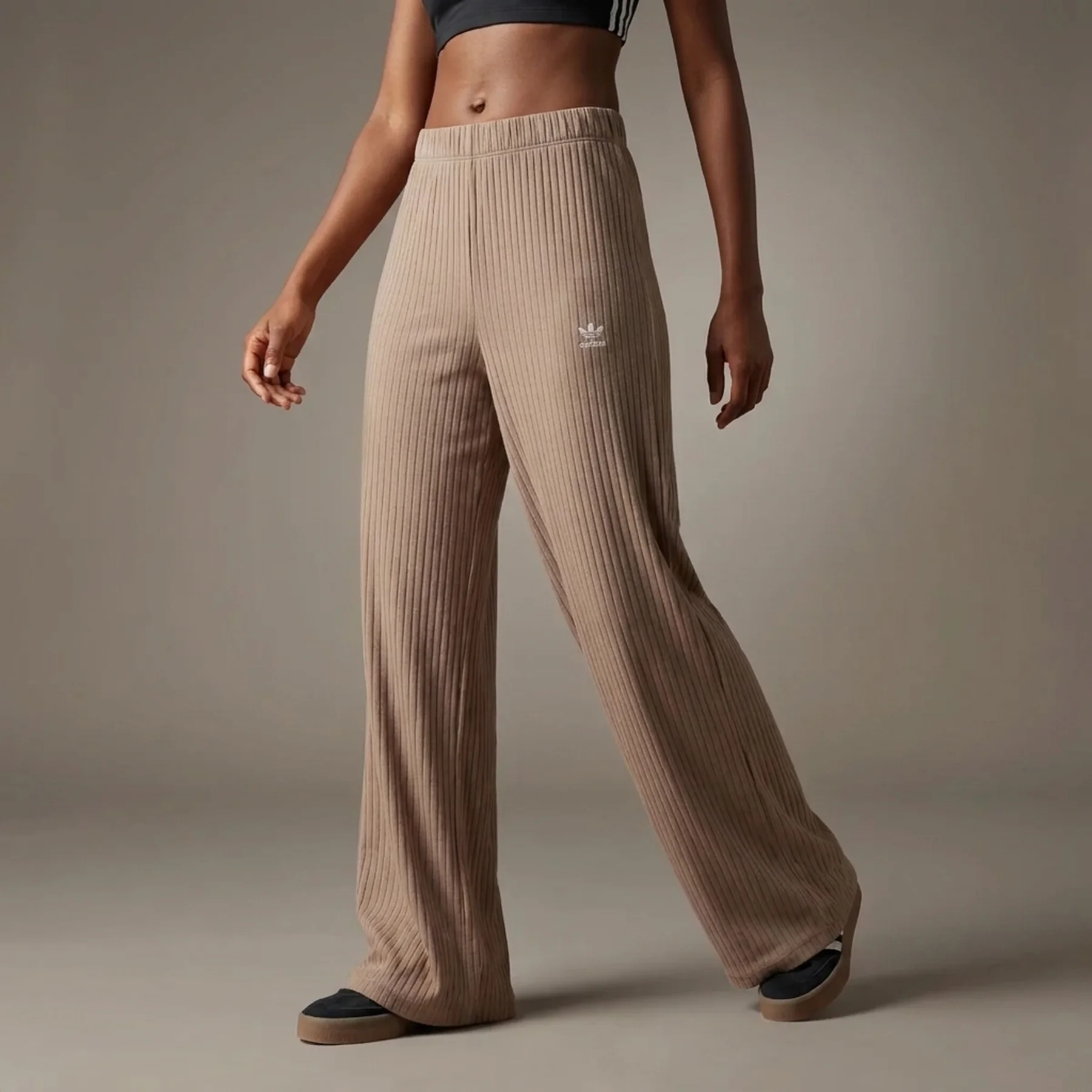 Брюки жіночі Adidas Essentials Wide Rib (JD0768)