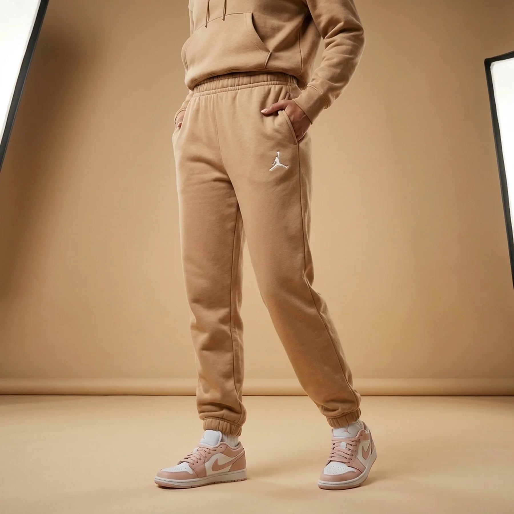 Брюки жіночі Jordan Air Brooklyn Fleece (FN4494-277)