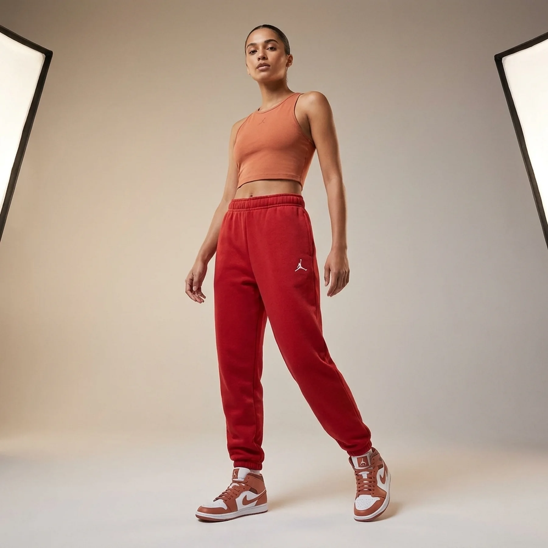 Брюки жіночі Jordan Brooklyn Fleece Pants Red (FN4494-615)