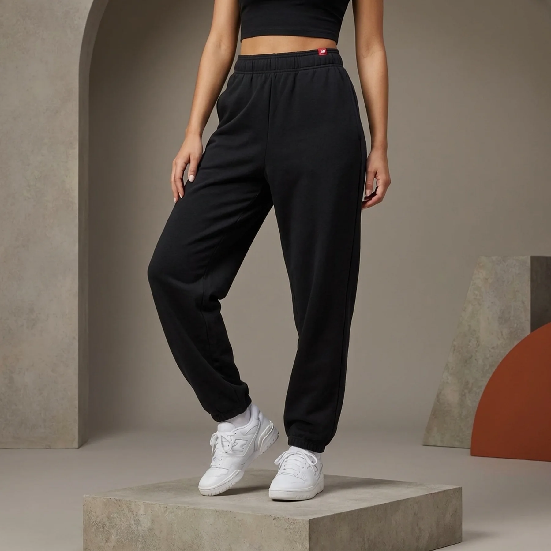 Брюки жіночі New Balance Pants Black (WP41500BK)