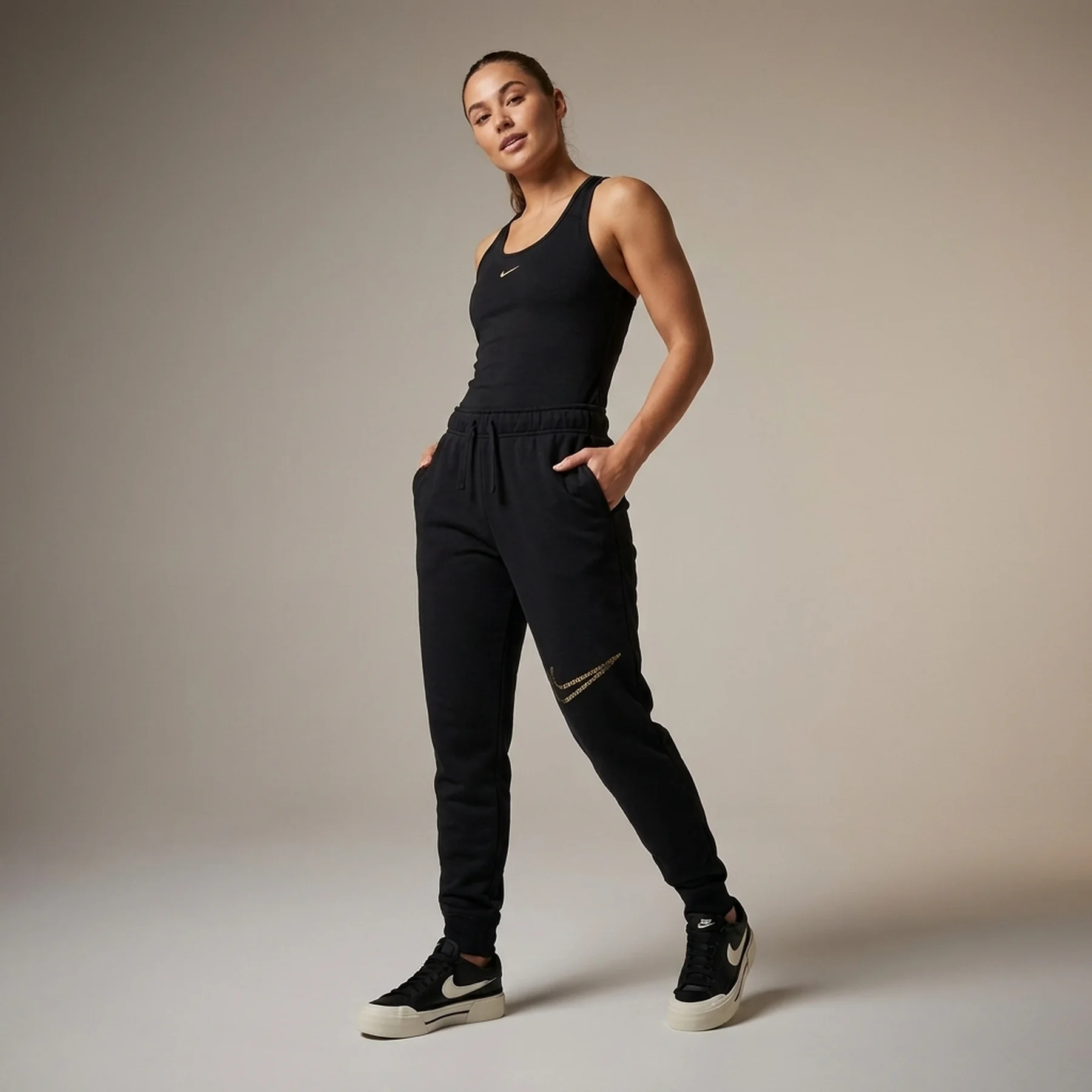 Брюки жіночі Nike Club Shine Jogger - 'Black' (FB8760-010)
