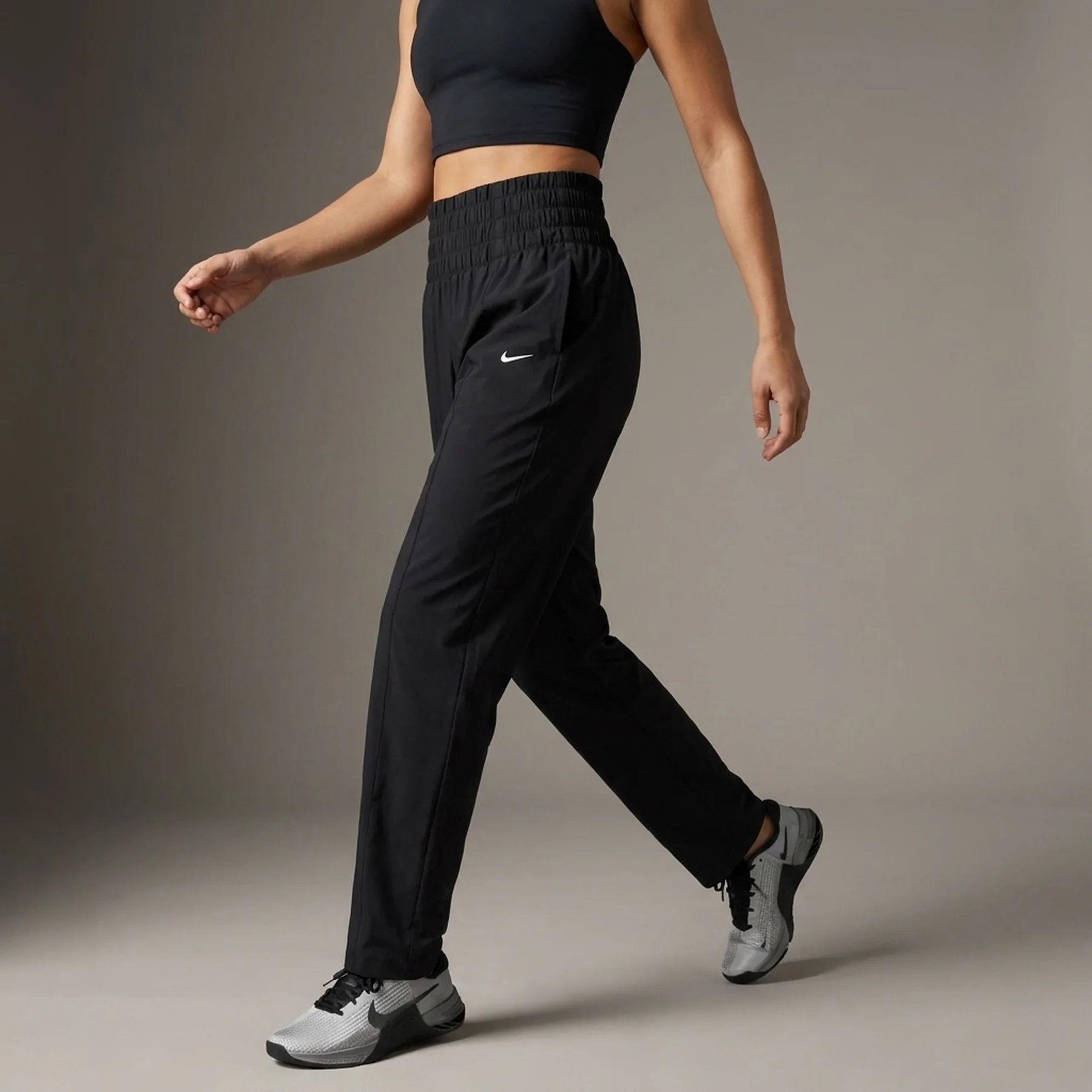 Брюки жіночі Nike Dri-Fit One (FB5018-010)