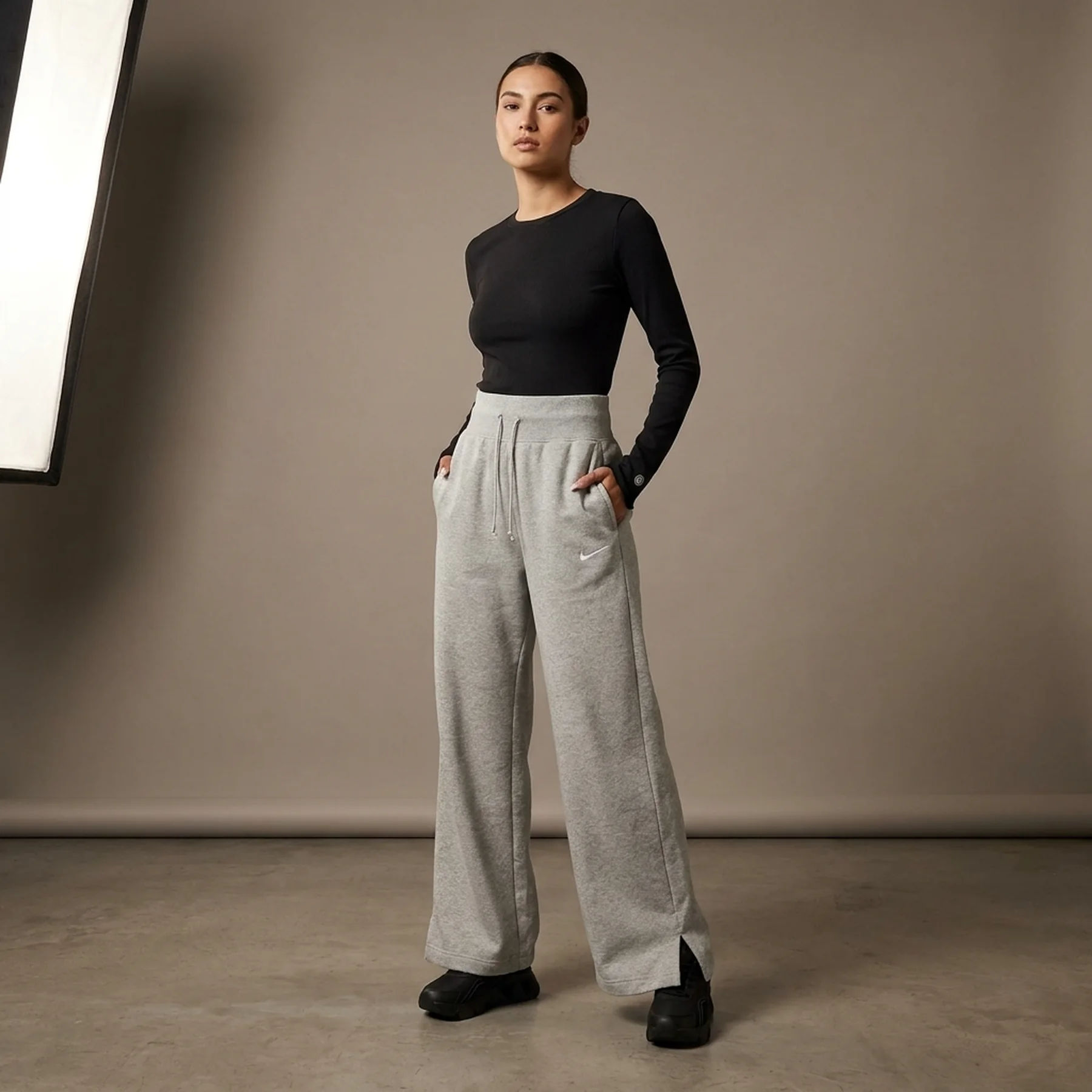 Брюки жіночі Nike Nsw Phnx Flc Hr Pant Wide (DQ5615-063)