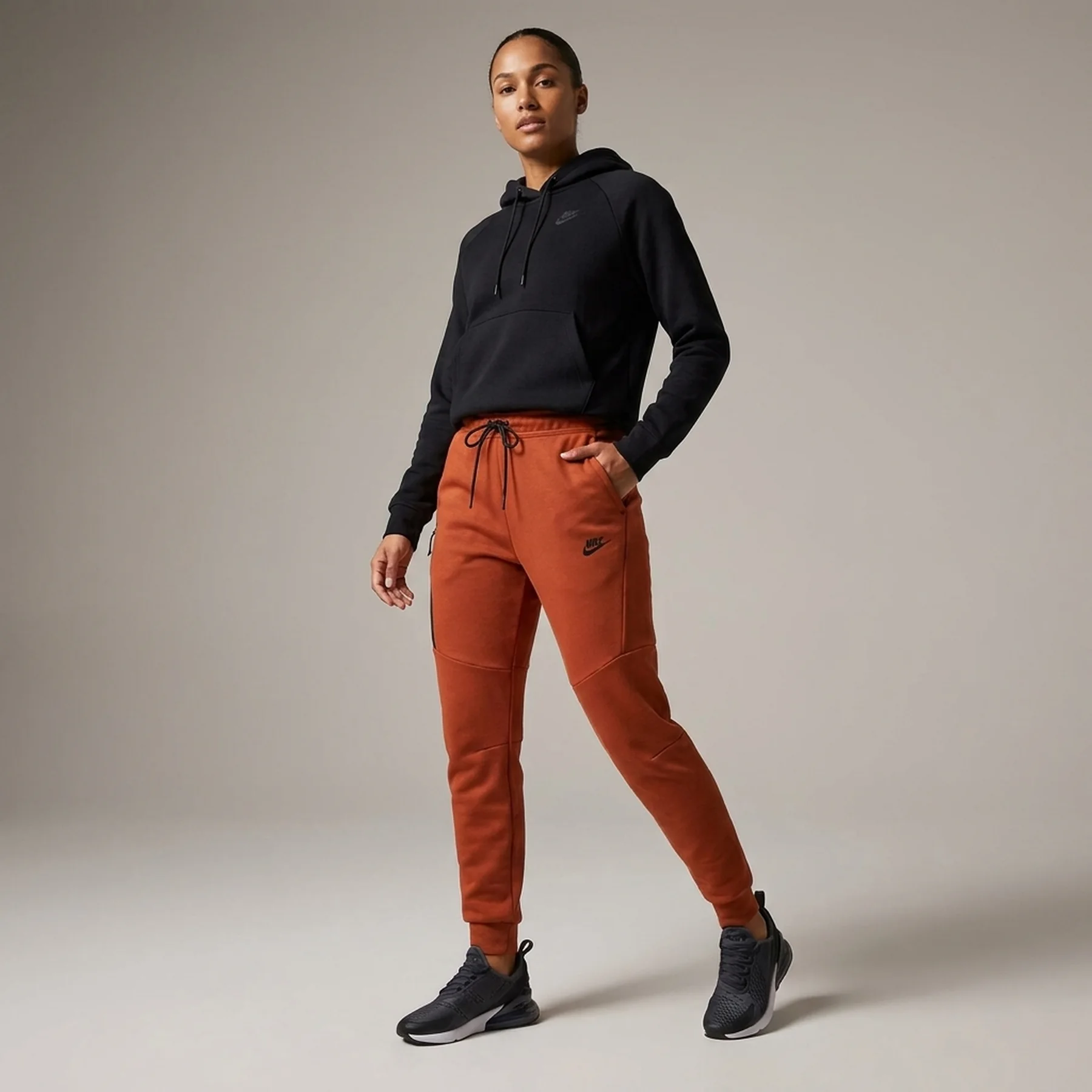 Брюки жіночі Nike Nsw Tech Fleece Joggers (CW4292-623)