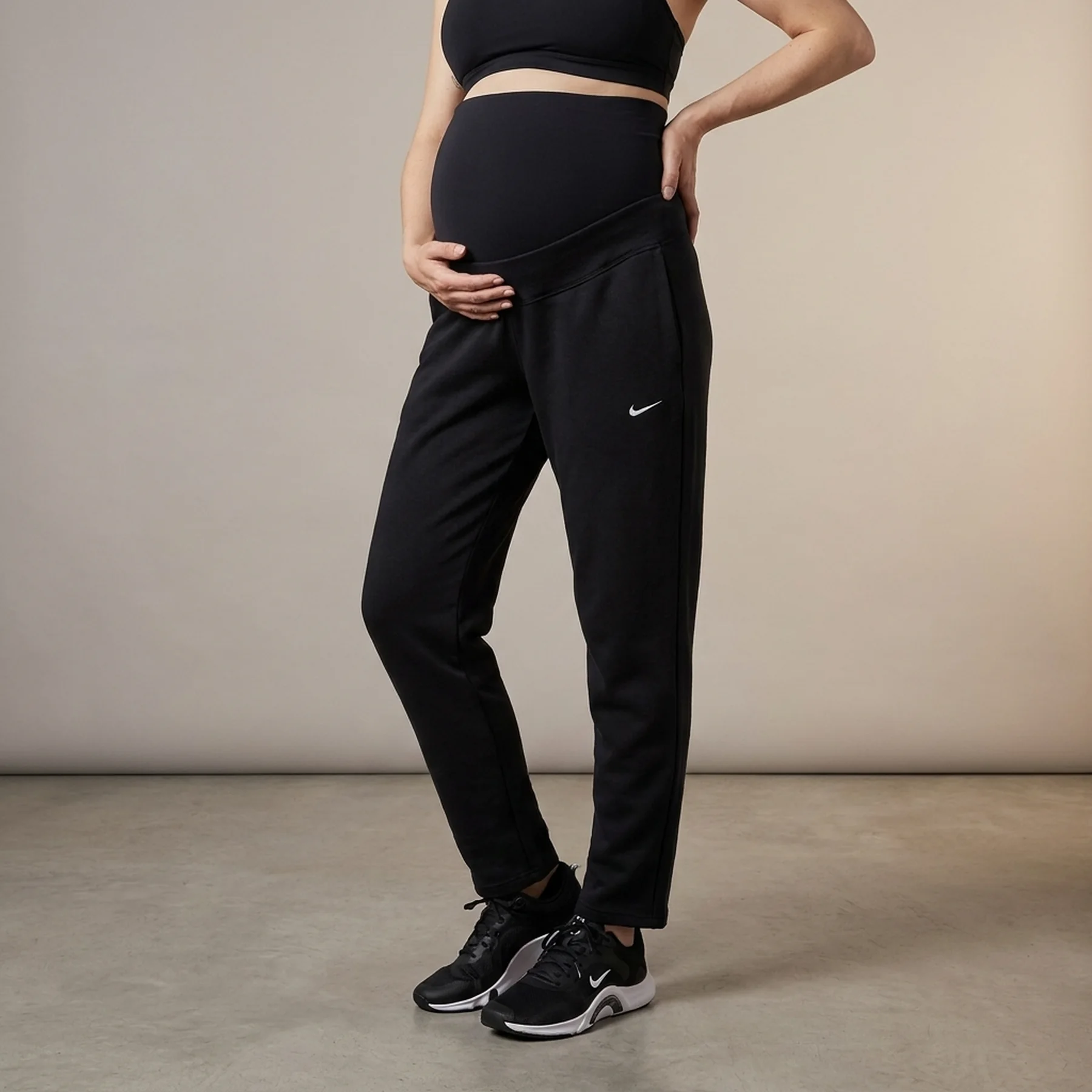 Брюки жіночі Nike One French Terry Pants Black (FB4683-010)
