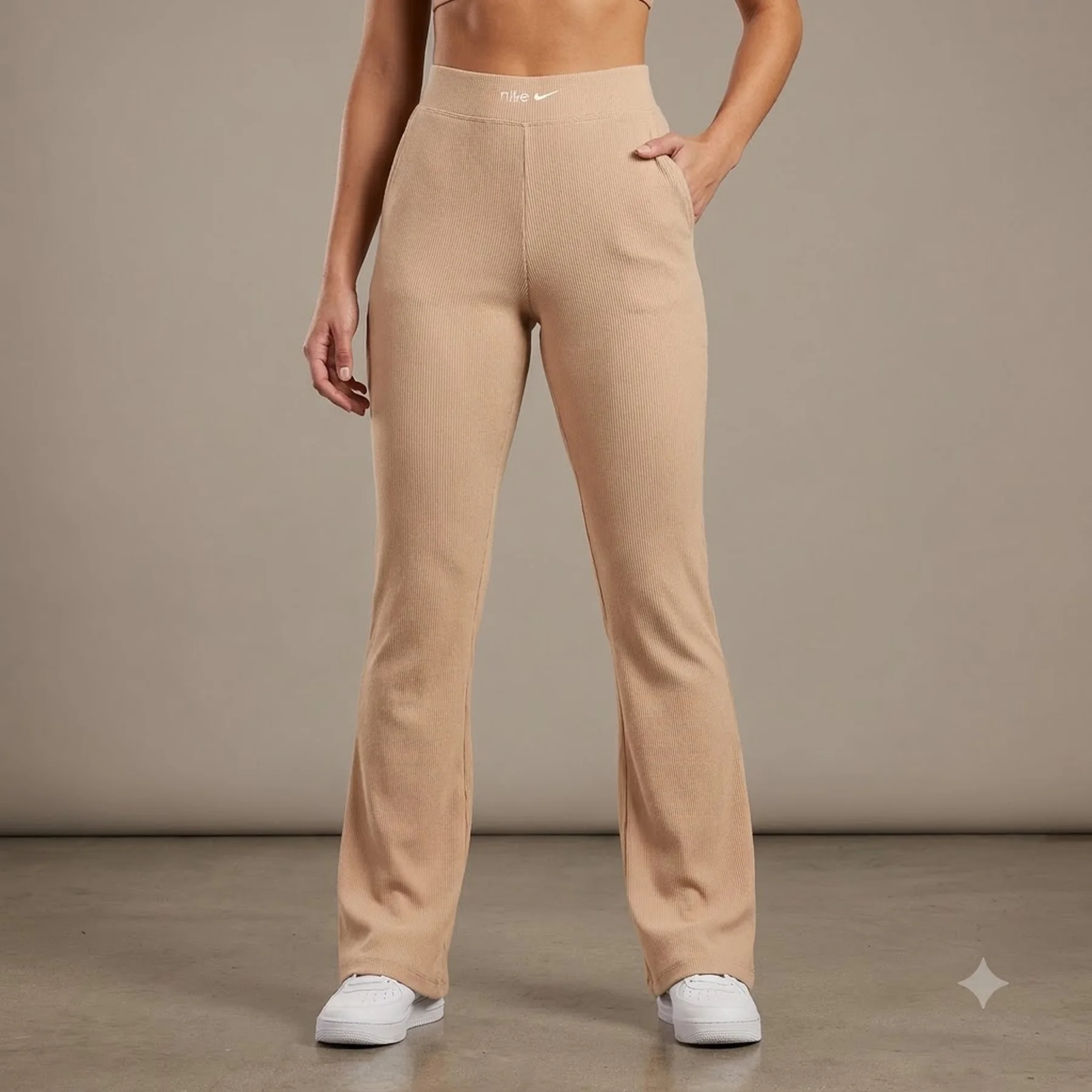 Брюки жіночі Nike Рants (HJ3985-200)