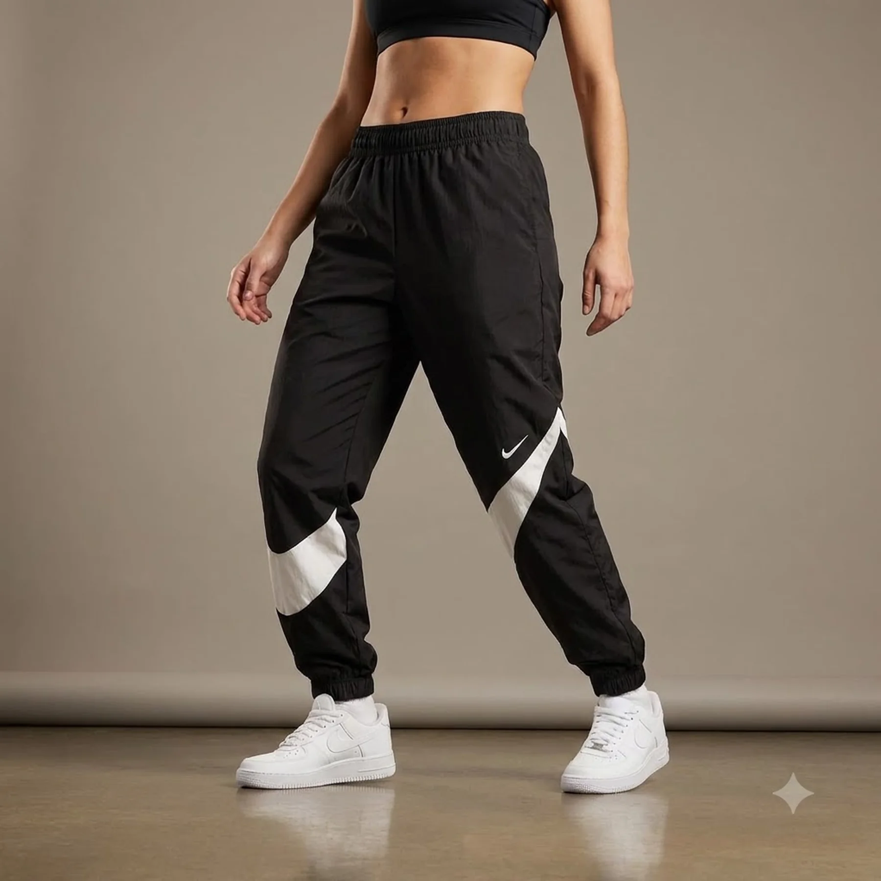 Брюки жіночі Nike Sportswear Classic Uv Protection Black (HM8976-010)