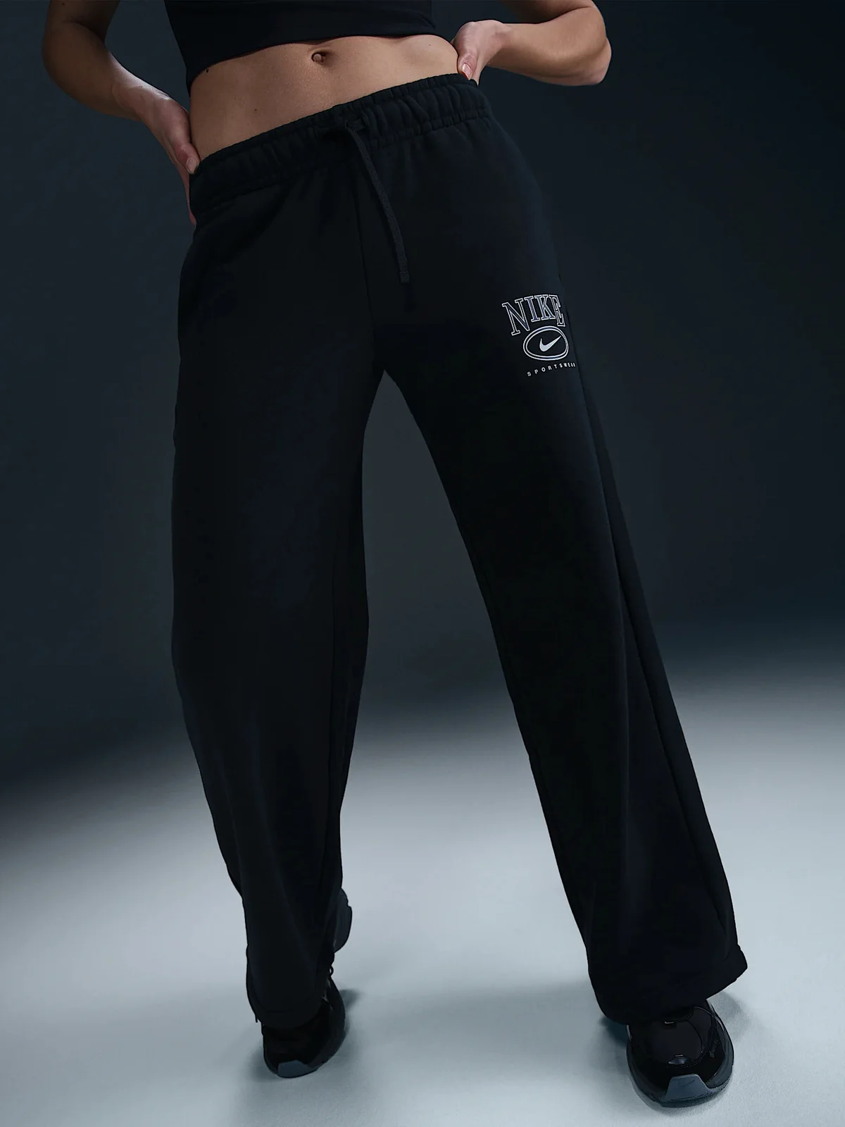 Брюки жіночі Nike Sportswear Club Fleece Mid-Rise Wide-Leg Graphic Pants (HJ0869-010)