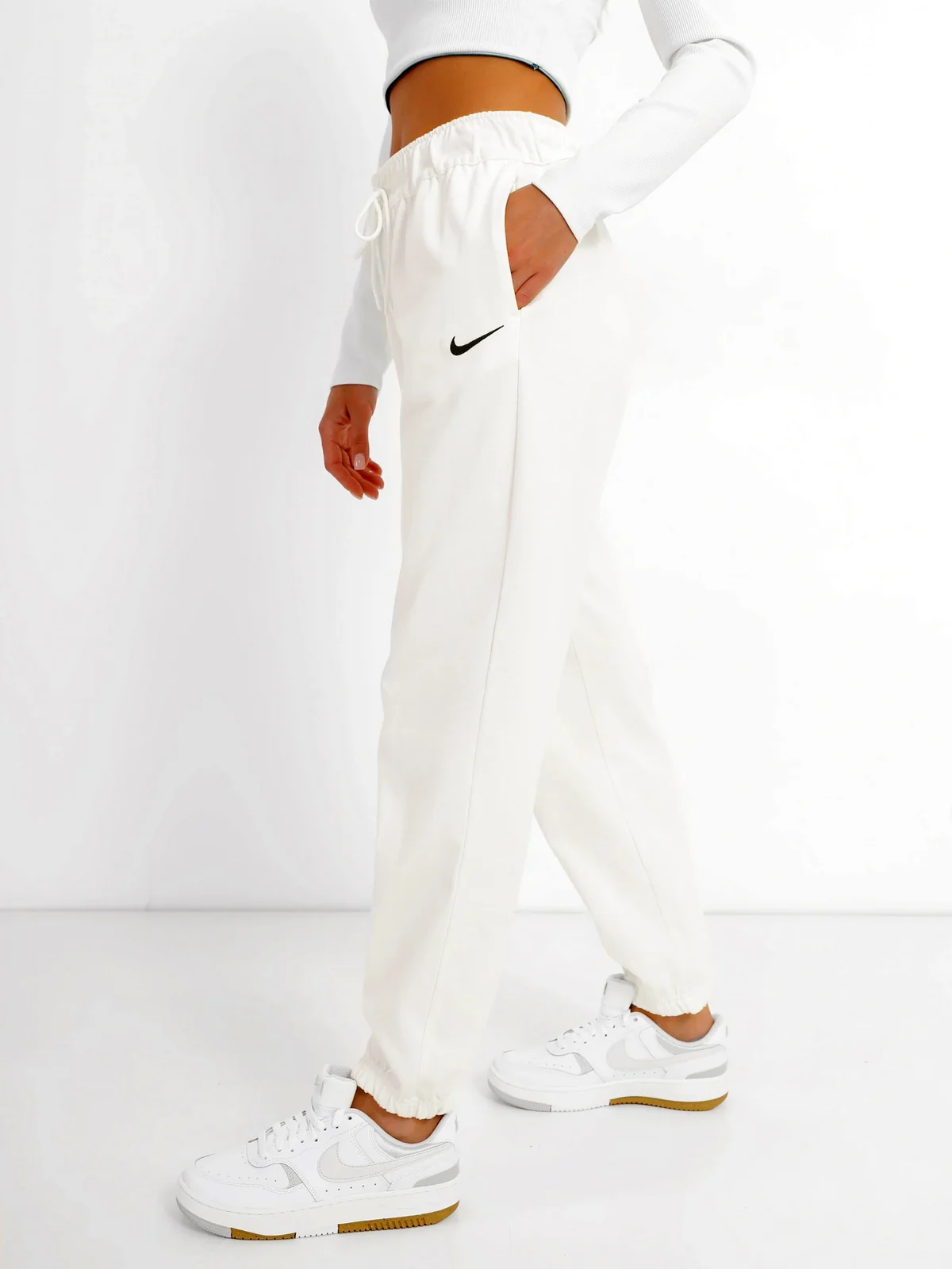 Брюки жіночі Nike Sportswear Easy Jogger (DM6419-133)