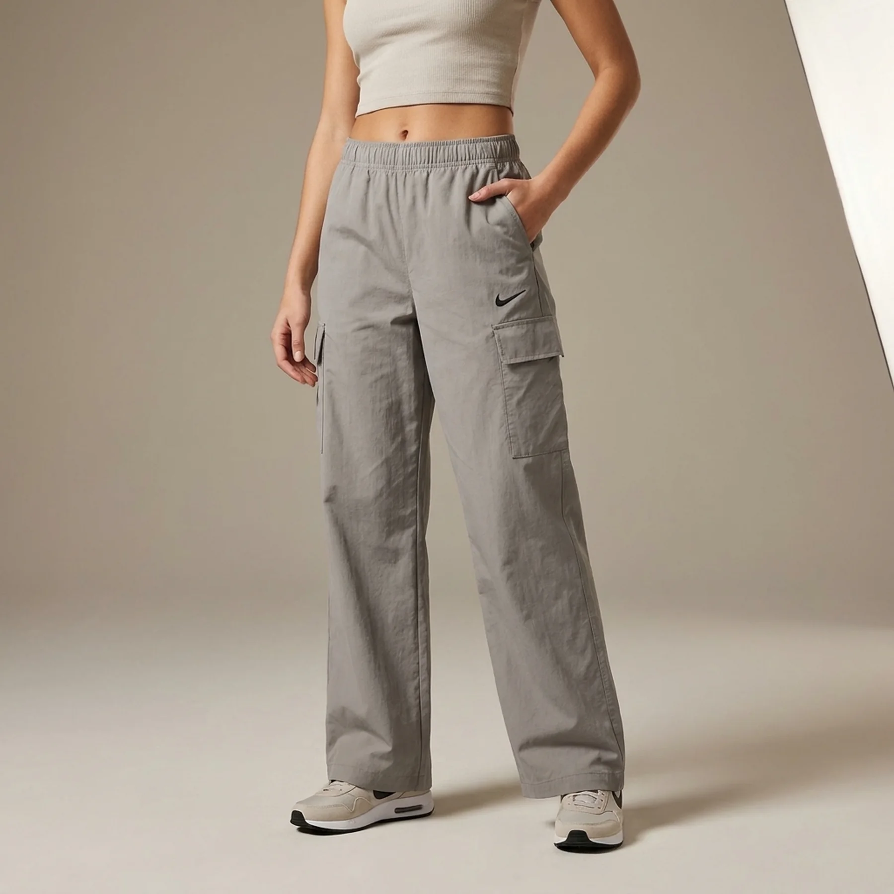 Брюки жіночі Nike Sportswear Everything Wovens Mid-Rise Cargo Pants Grey (FV7643-320)