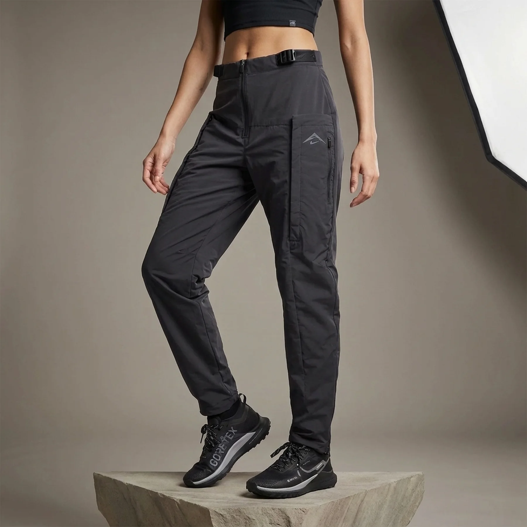 Брюки жіночі Nike Trail Repel Mr Grey (FV6371-010)