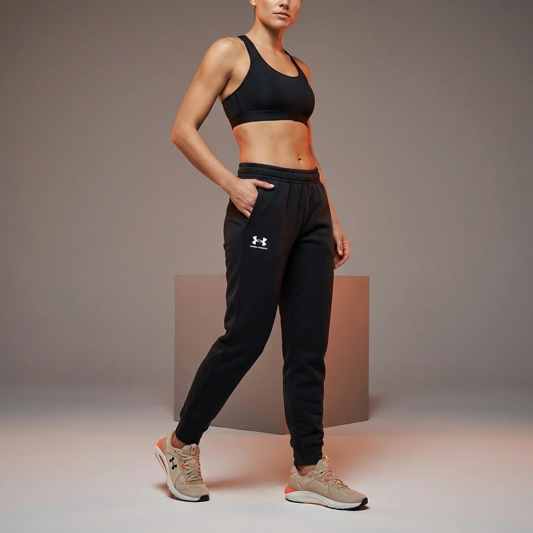 Брюки жіночі Under Armour Pants Ua Rival Fleece Jogger-Blk Black (1379438-001)