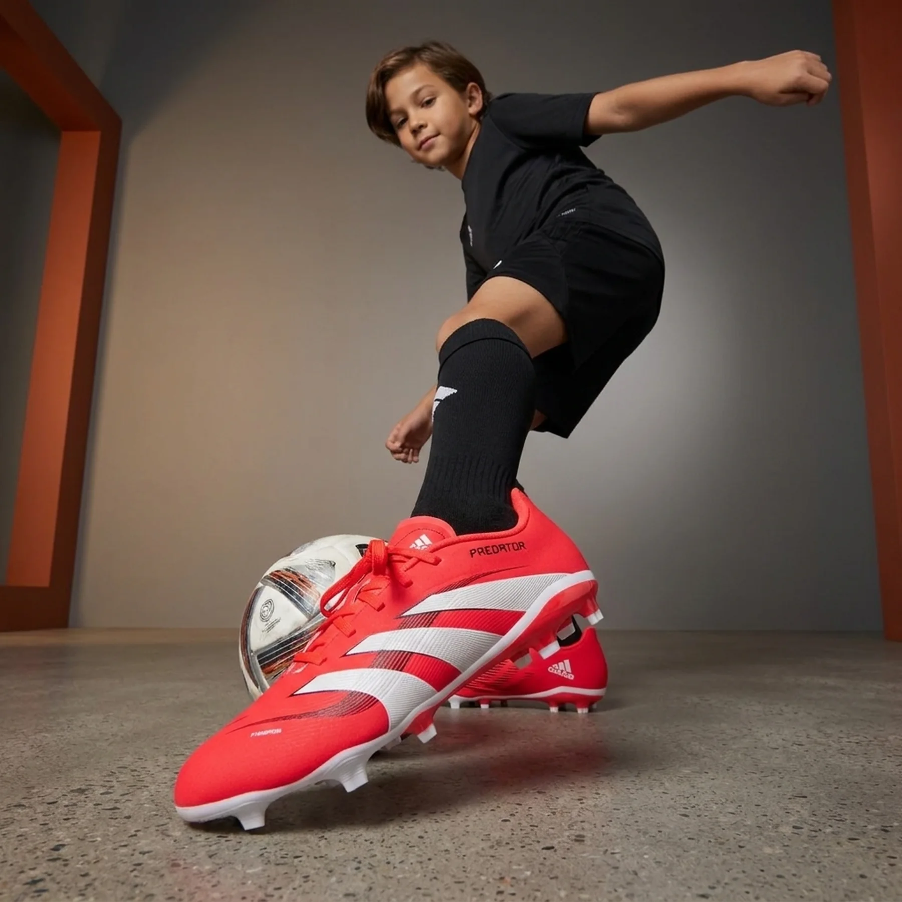 Бутси Adidas PREDATOR LEAGUE FIRM/MULTI-GROUND KIDS