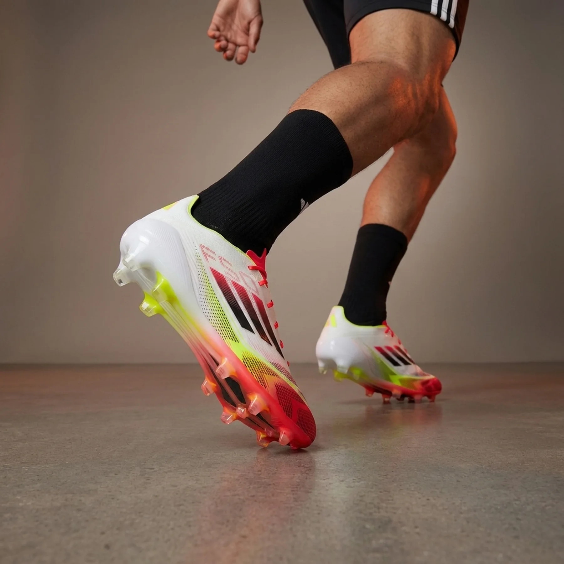 Бутси чоловічі Adidas F50 Elite Fg (IE1206)