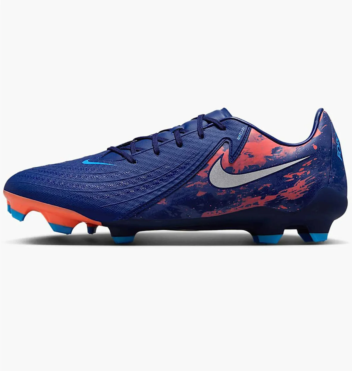 Бутси чоловічі Nike Phantom Gx Ii Academy Fg/Mg (HF1609-400)