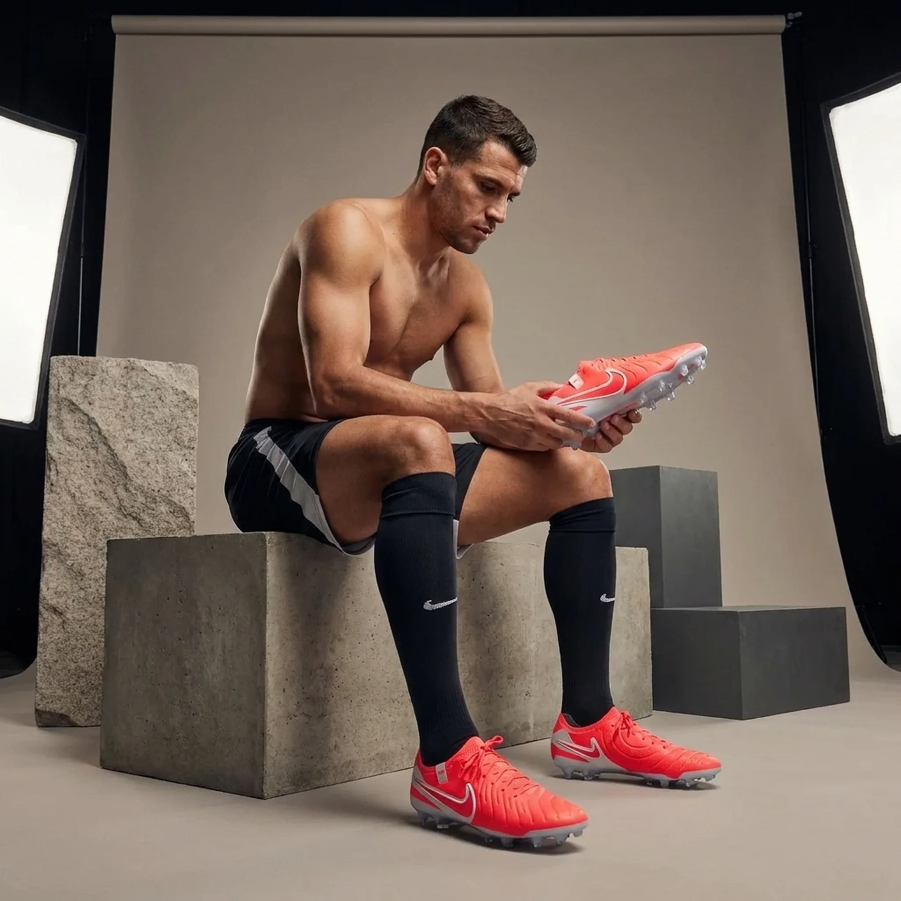 Бутси чоловічі Nike Tiempo Legend 10 Elite (DV4328-800)