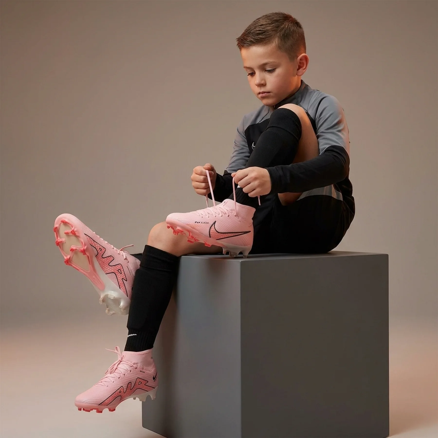 Бутси дитячі Nike Jr. Zoom Mercurial Vapor 15 Academy Mg (DJ5617-605)