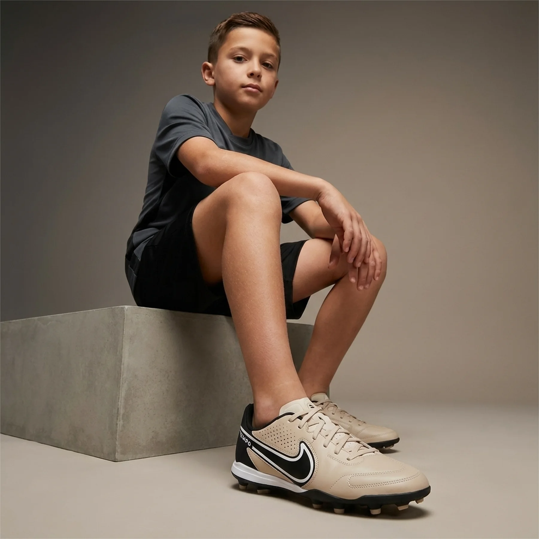 Бутси дитячі Nike Tiempo Legend 10 Academy (DV4348-700)