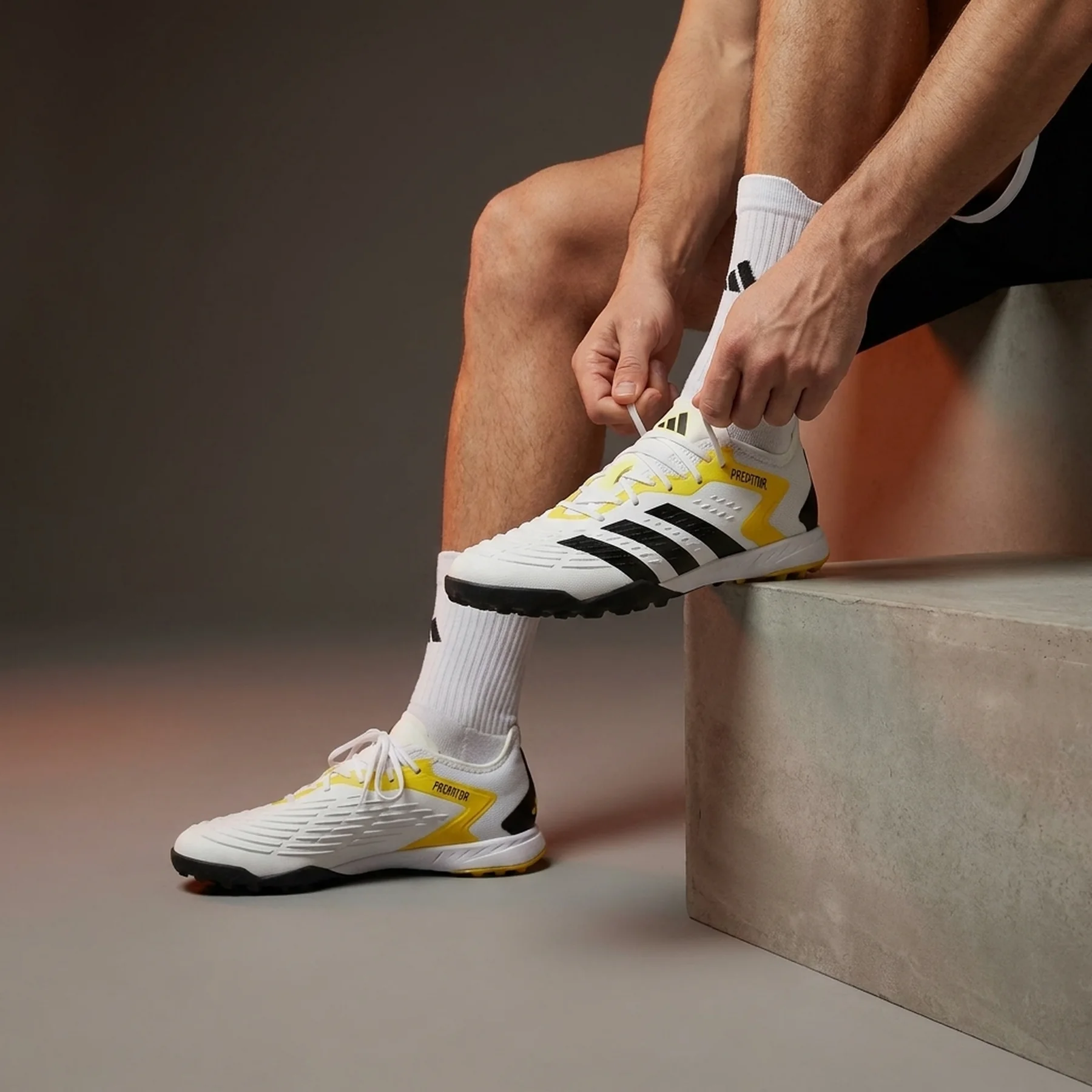 Бутси Predator Pro Turf Performance JI1181