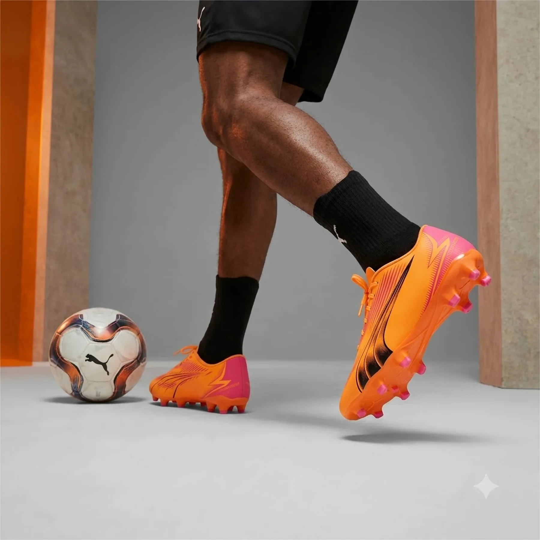 Бутси Puma Ultra Play FG/AG-помаранчевий 107763_03 розмір 42.5