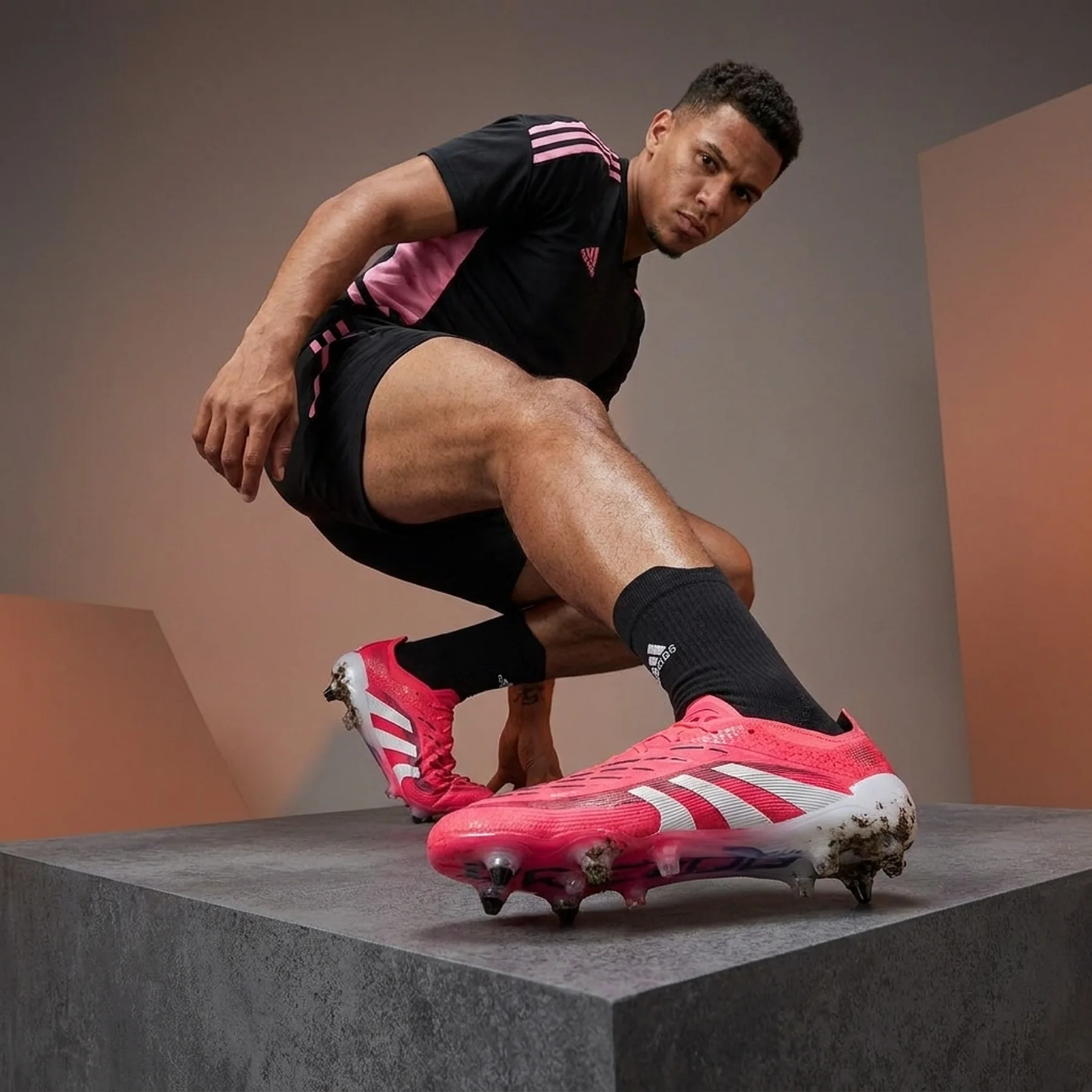 Бутси унісекс Adidas Predator Elite Soft Ground (ID3853)