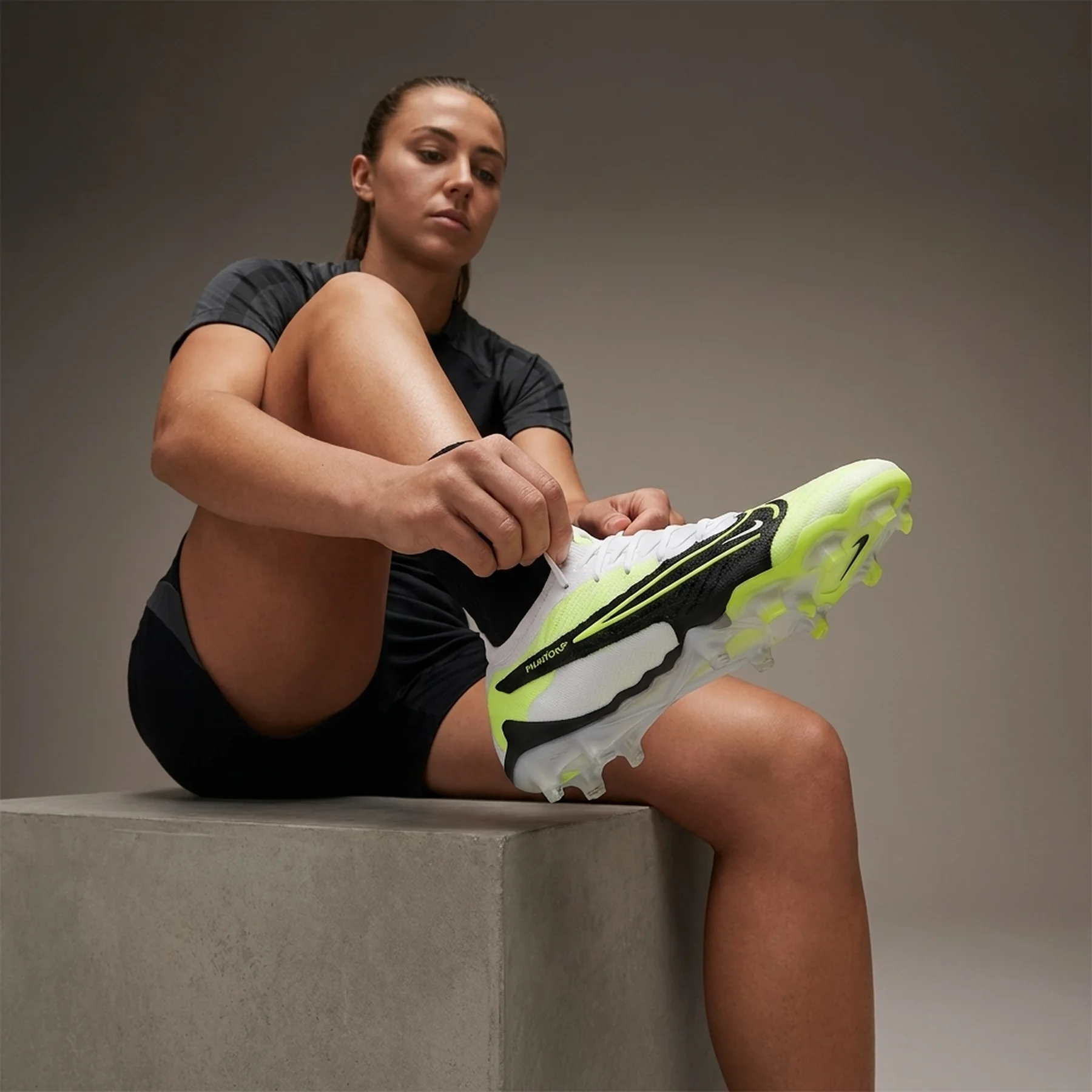 Бутси унісекс Nike Phantom Gx Ii Elite Fg (FJ2559-003)