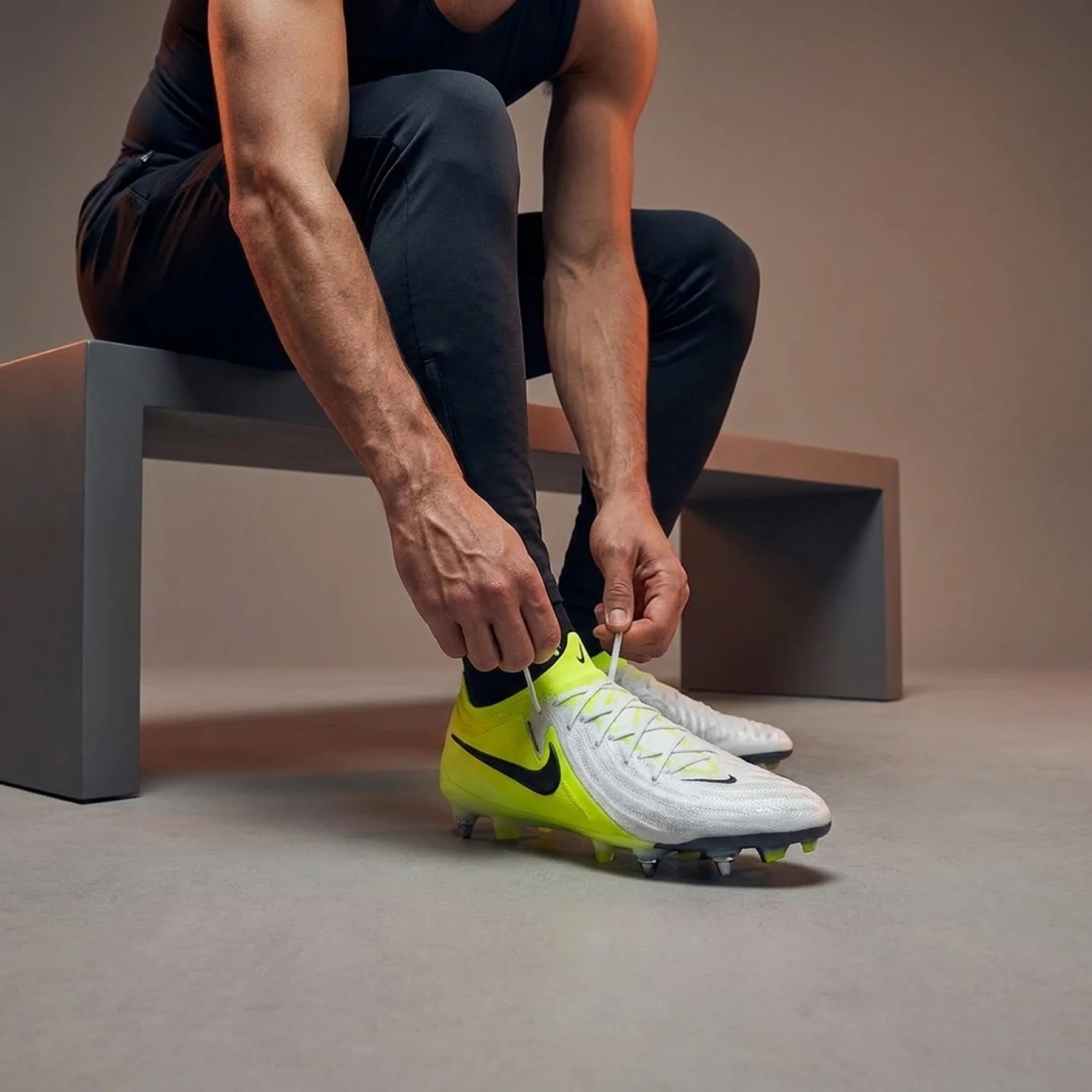 Бутси унісекс Nike Phantom Gx Ii Elite Sg-Pro White/Yellow (FQ9034-003)