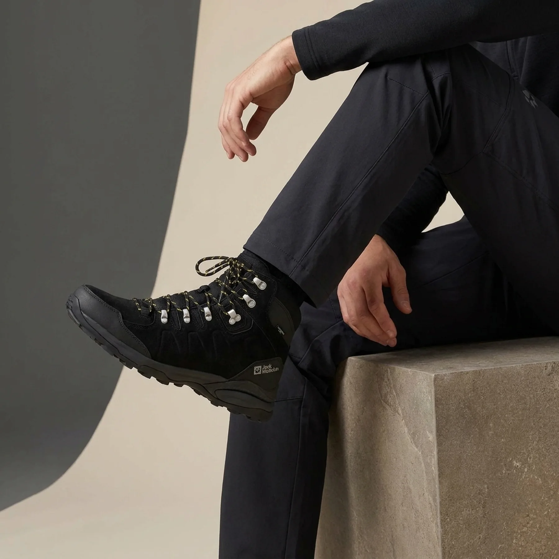 Черевики чоловічі Jack Wolfskin Refugio Texapore Black (4049841-6357)