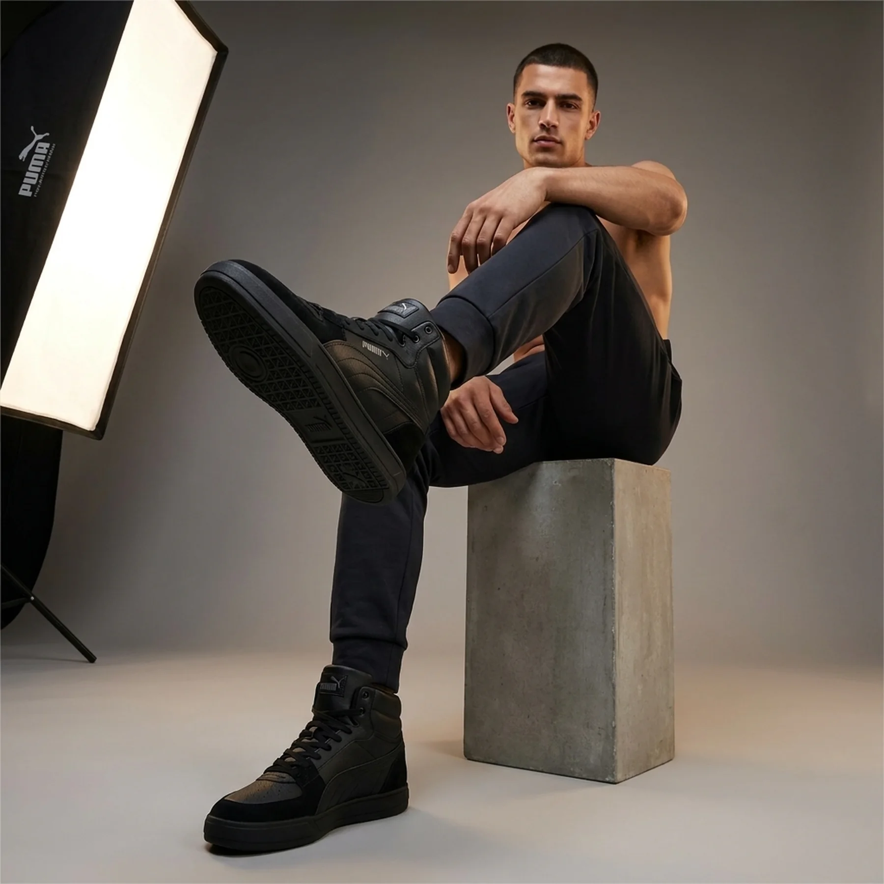 Черевики чоловічі Puma Caven 2.0 Mid (39229101)