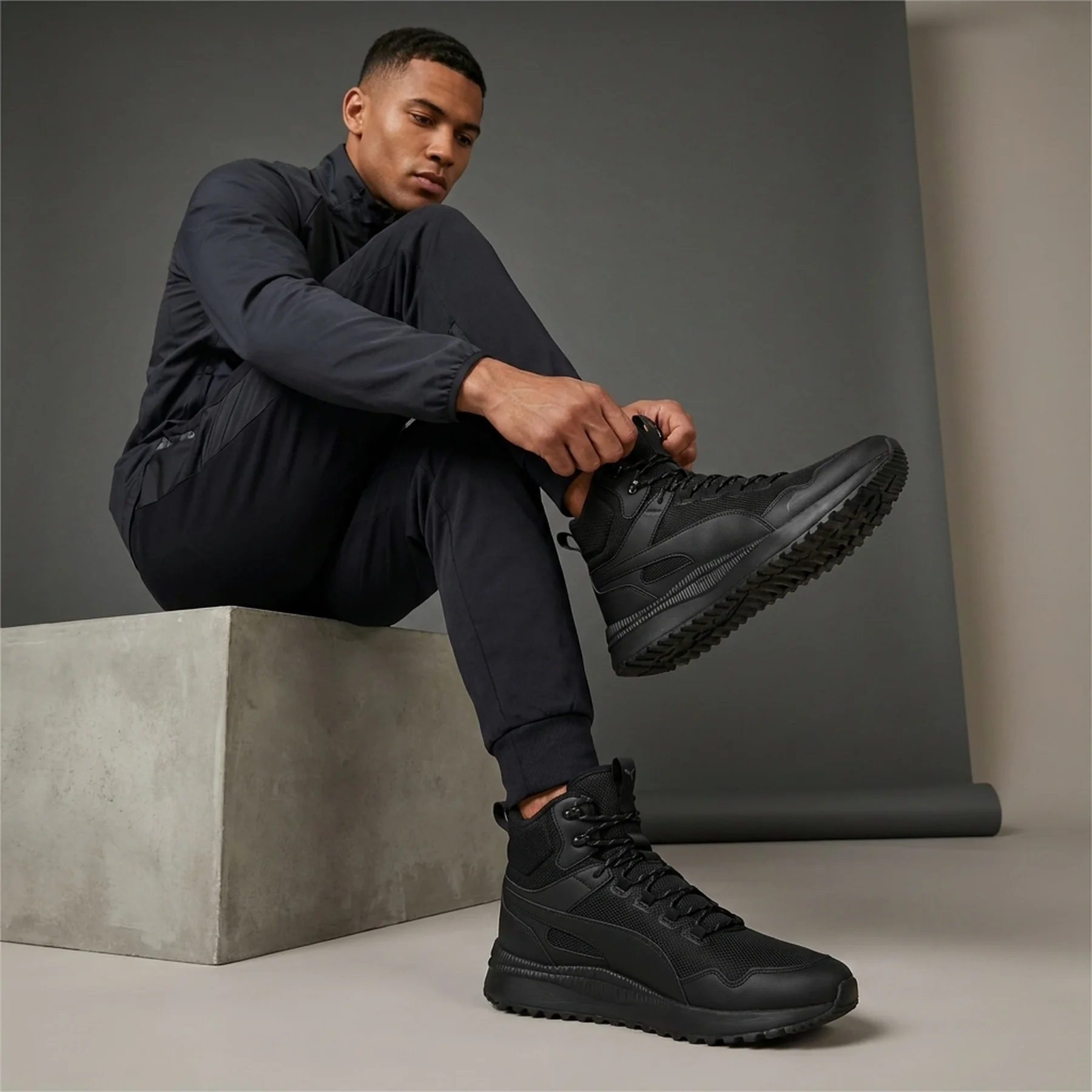Черевики чоловічі Puma Pacer Future Tr Mid (38586601)
