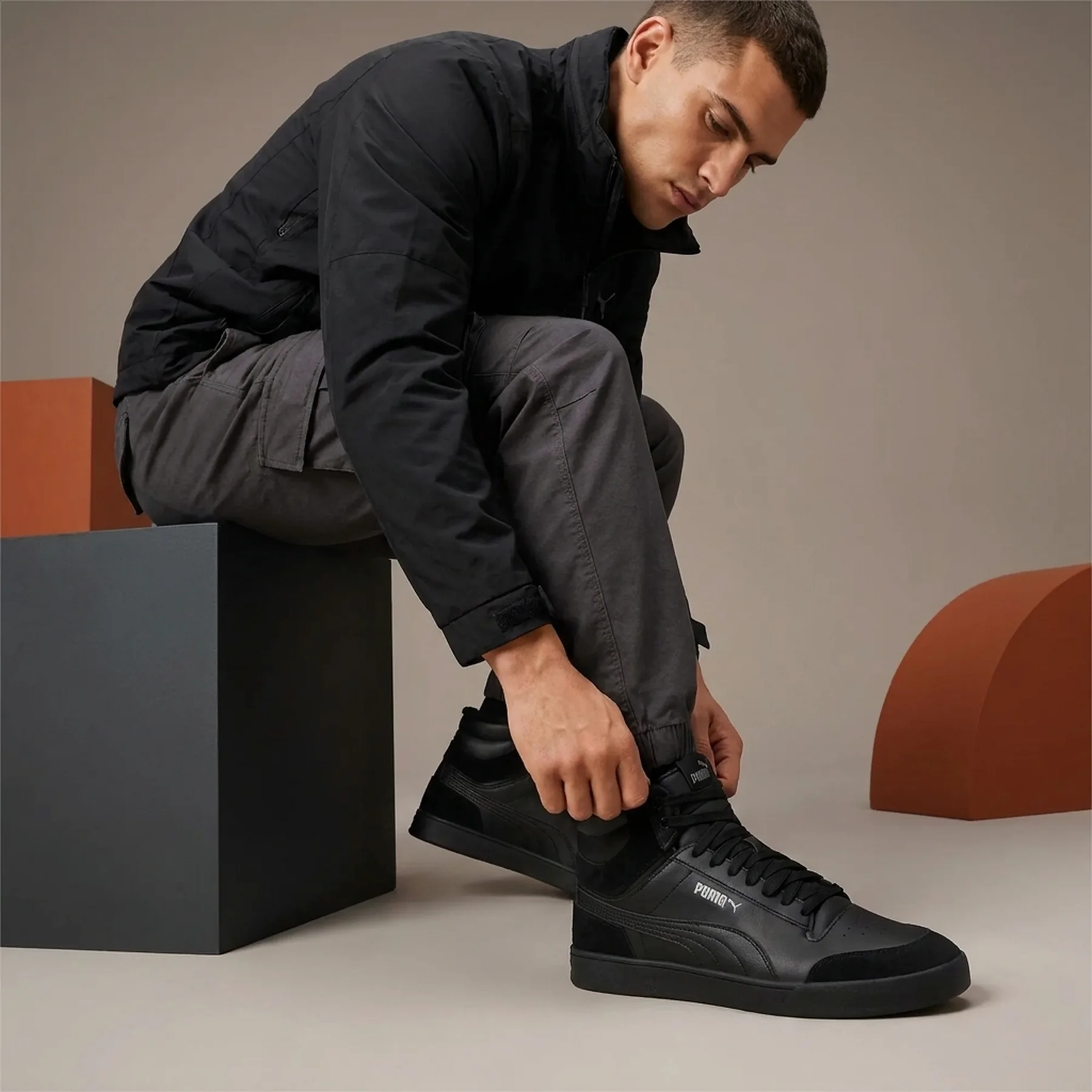 Черевики чоловічі Puma Shuffle Mid Fur (387609-01)