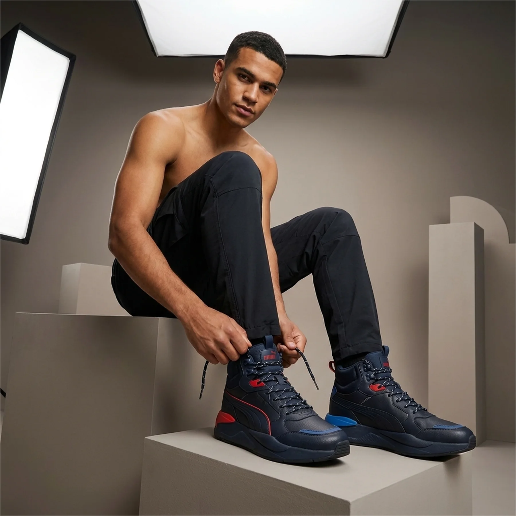 Черевики чоловічі Puma X-Ray 2 Square Mid Wtr (37302004)