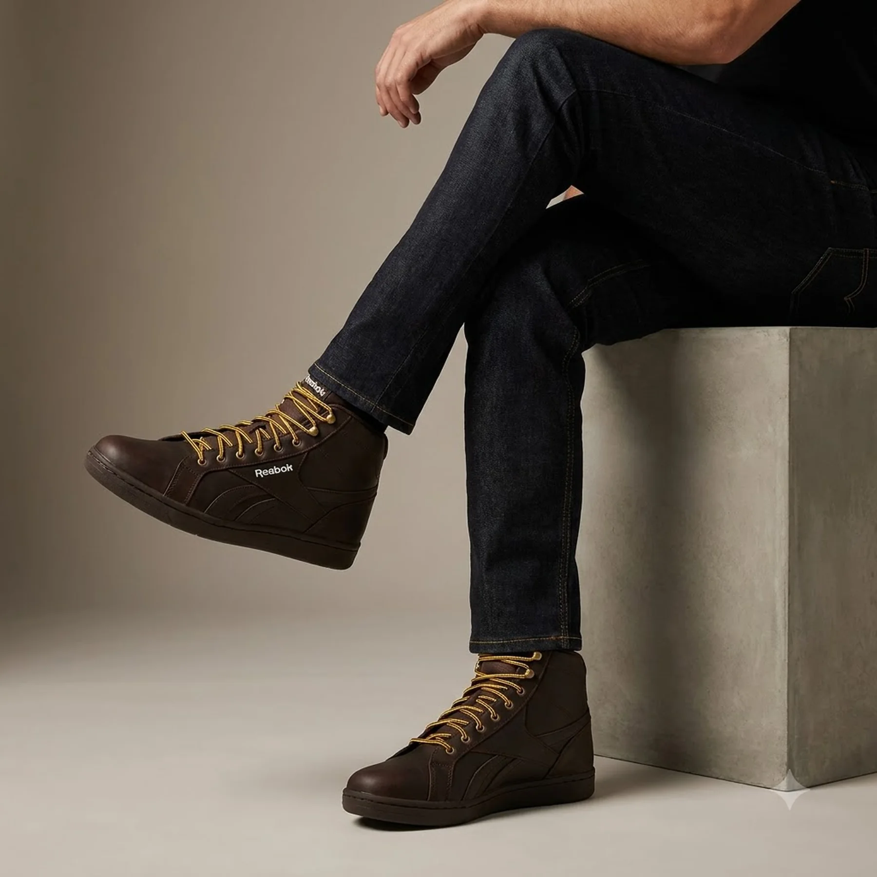 Черевики чоловічі Reebok Royal Complete Pmw (CN3093)