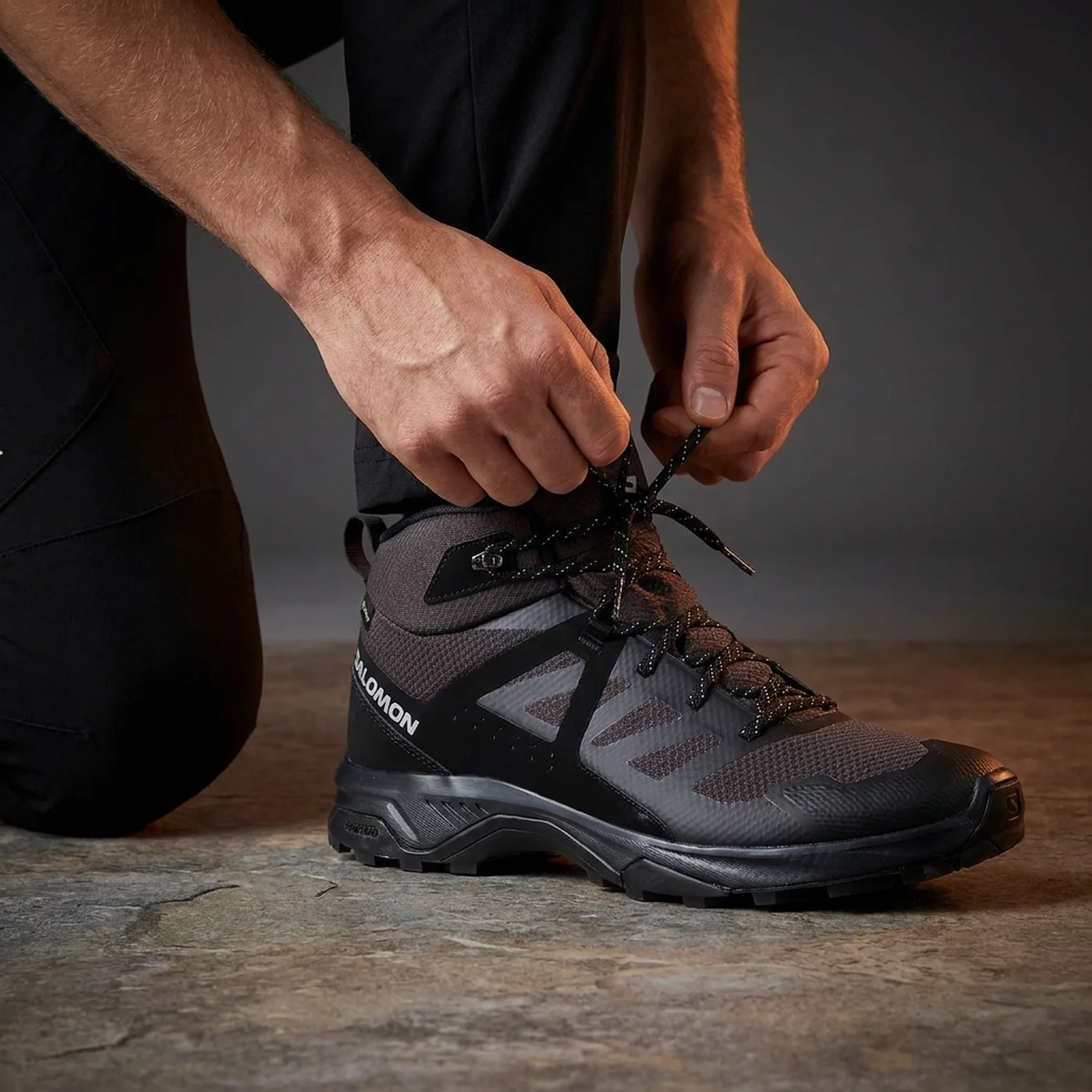 Черевики чоловічі Salomon Exeo Mid Gore Tex (L47523600)