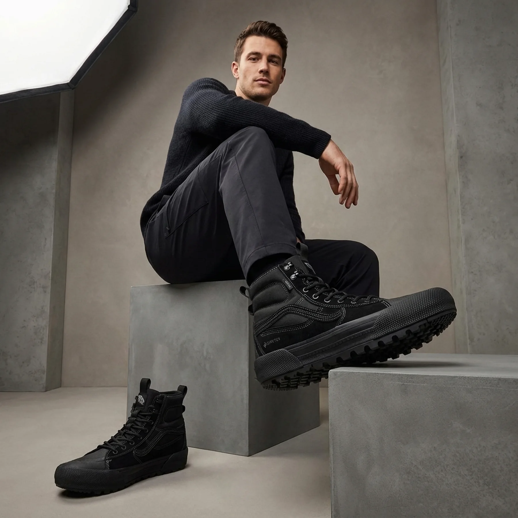 Черевики чоловічі Vans Mte Sk8-Hi Gore-Tex (VN000CVS1OJ)