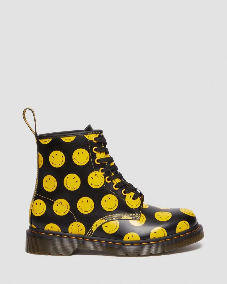 Черевики Dr. Martens 1460 Smiley Smooth Leather Black