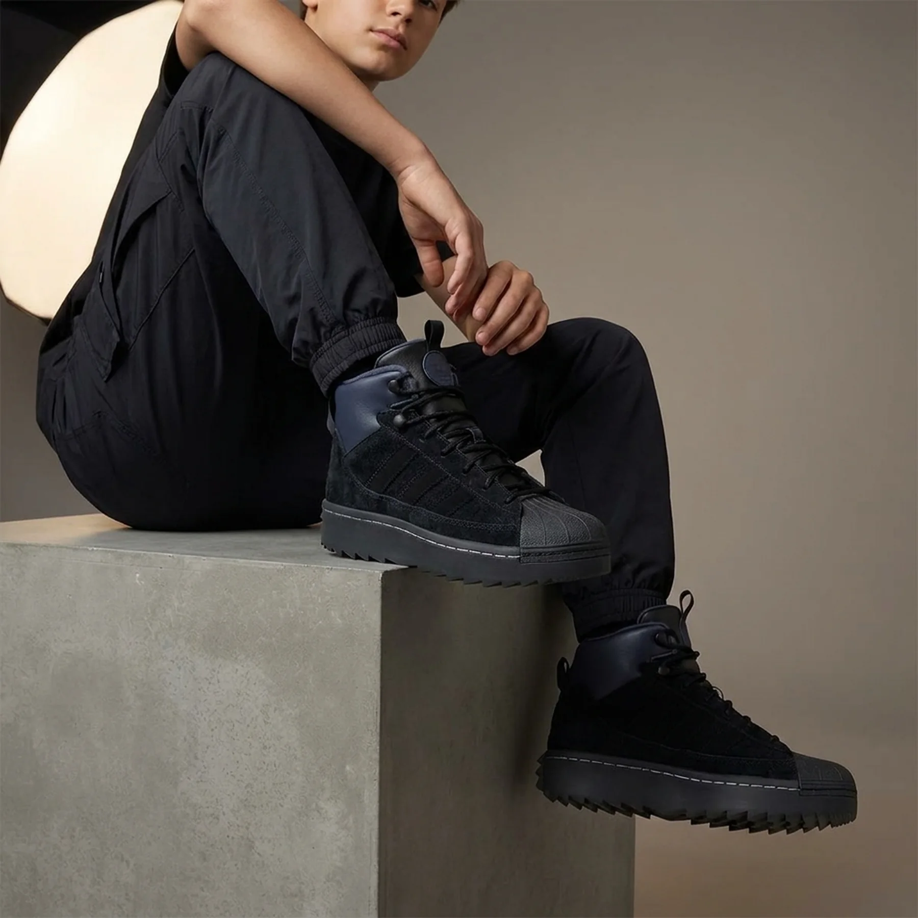 Черевики підліткові Superstar Winterized Trek Kids Originals JQ0346