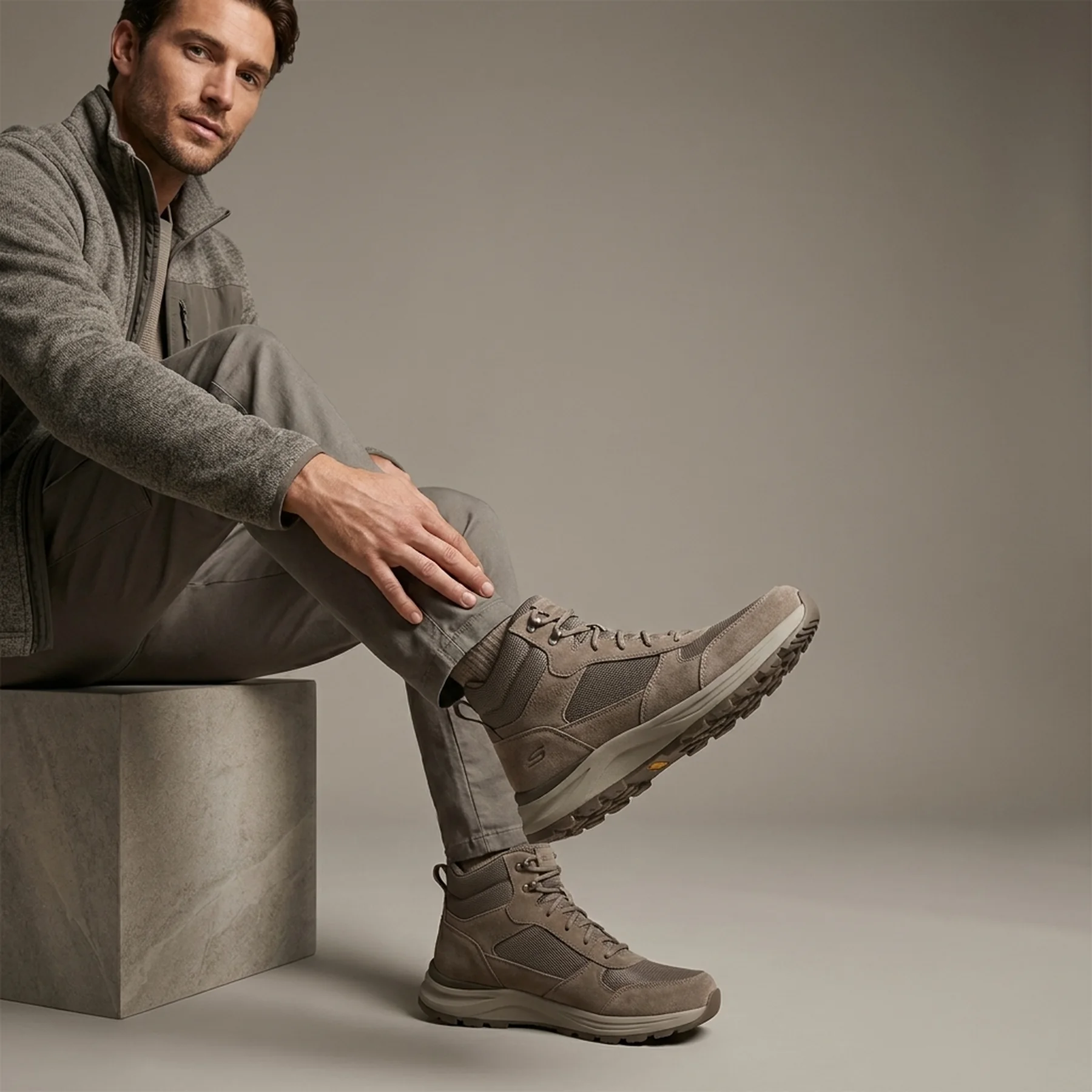 Черевики Skechers Hillcrest Taupe